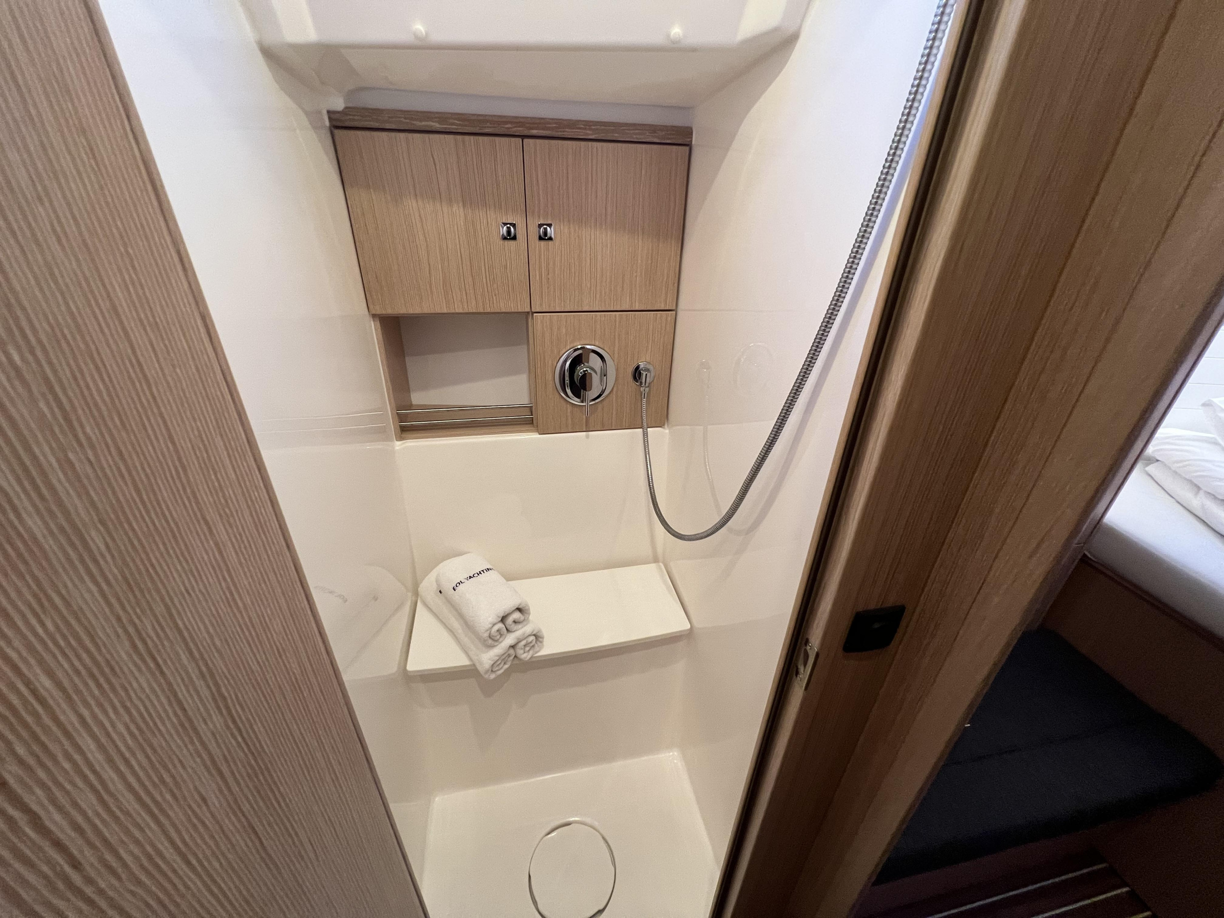 Bavaria Cruiser 46 — photo 17