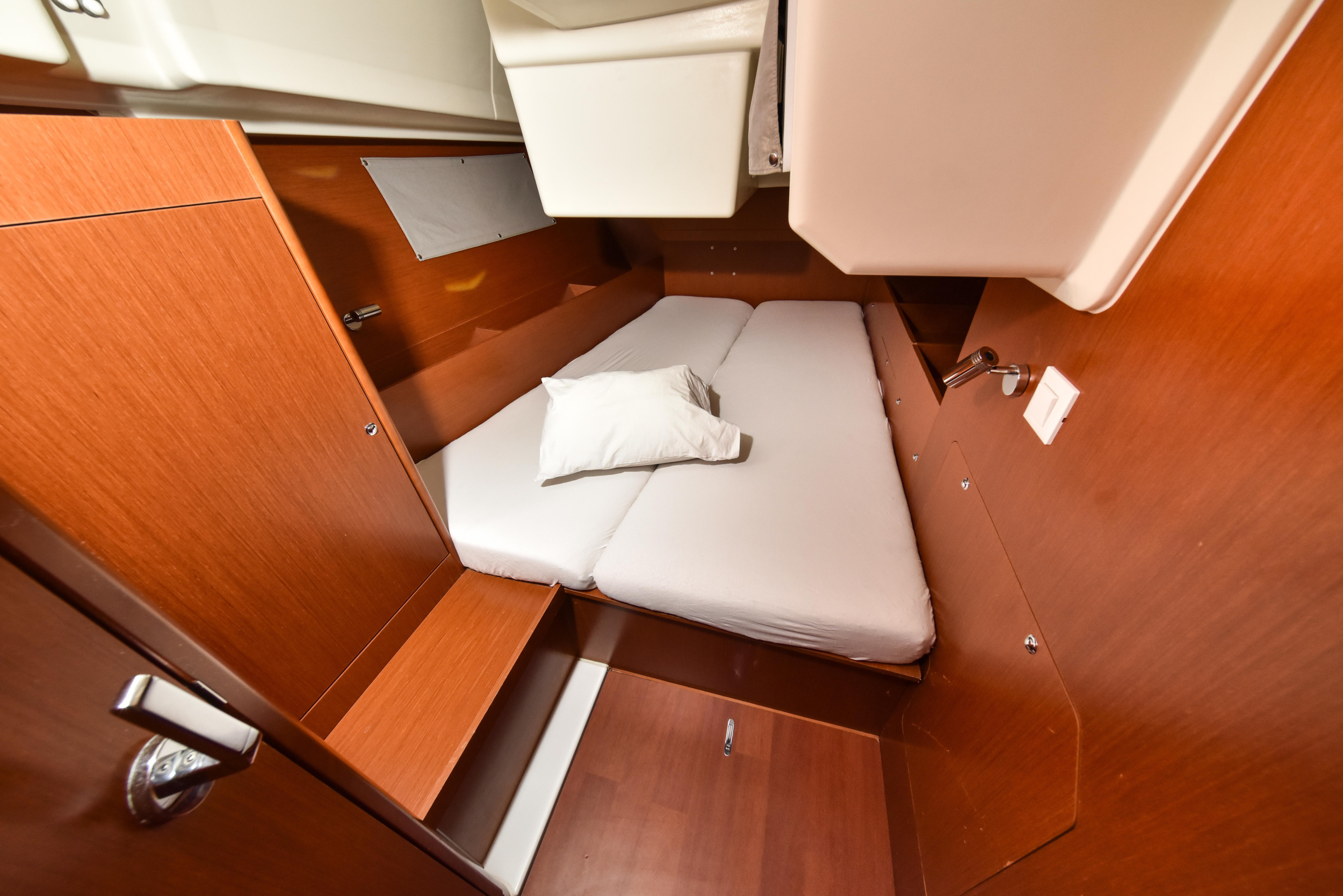 Oceanis 41.1 — photo 32