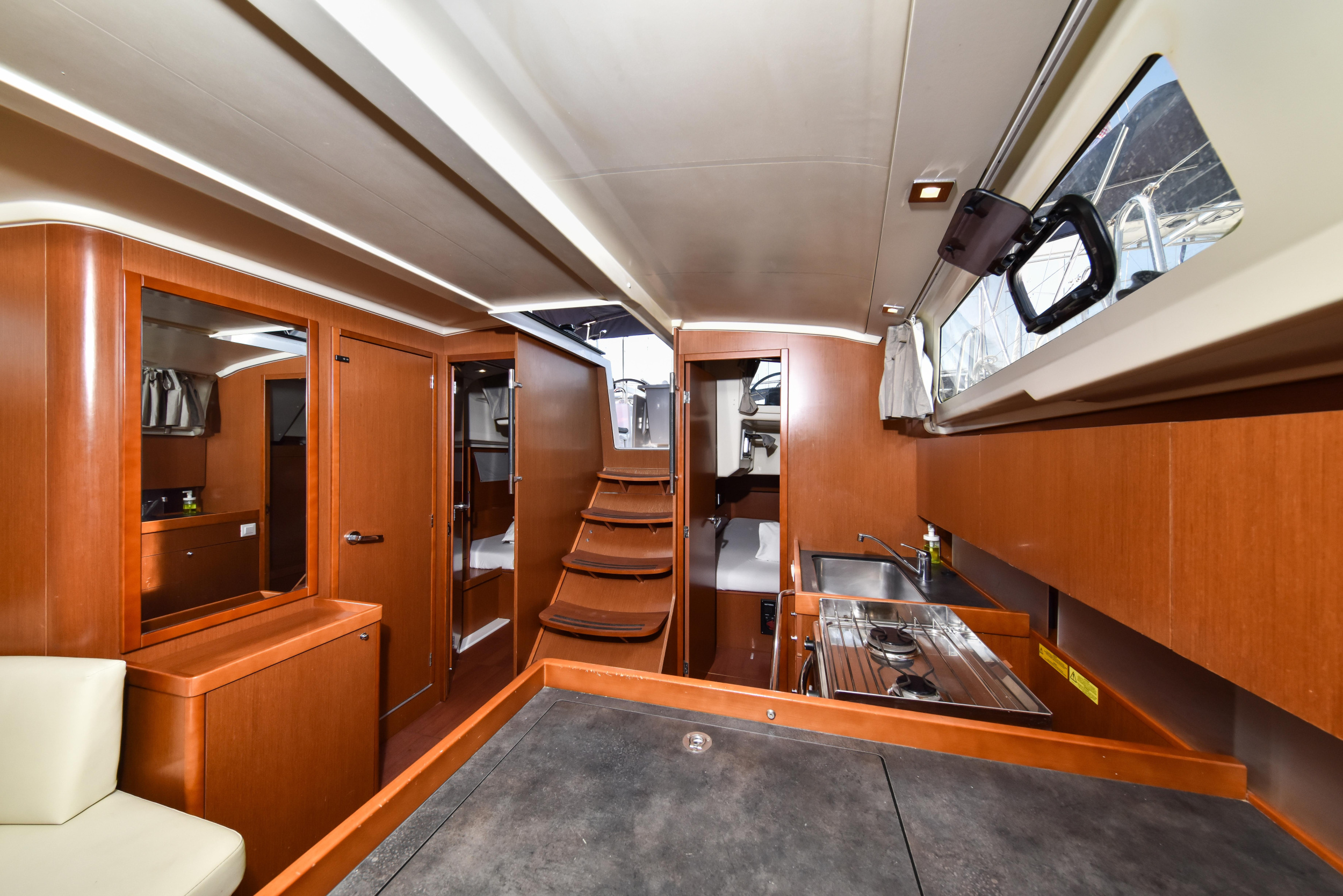 Oceanis 41.1 — photo 49