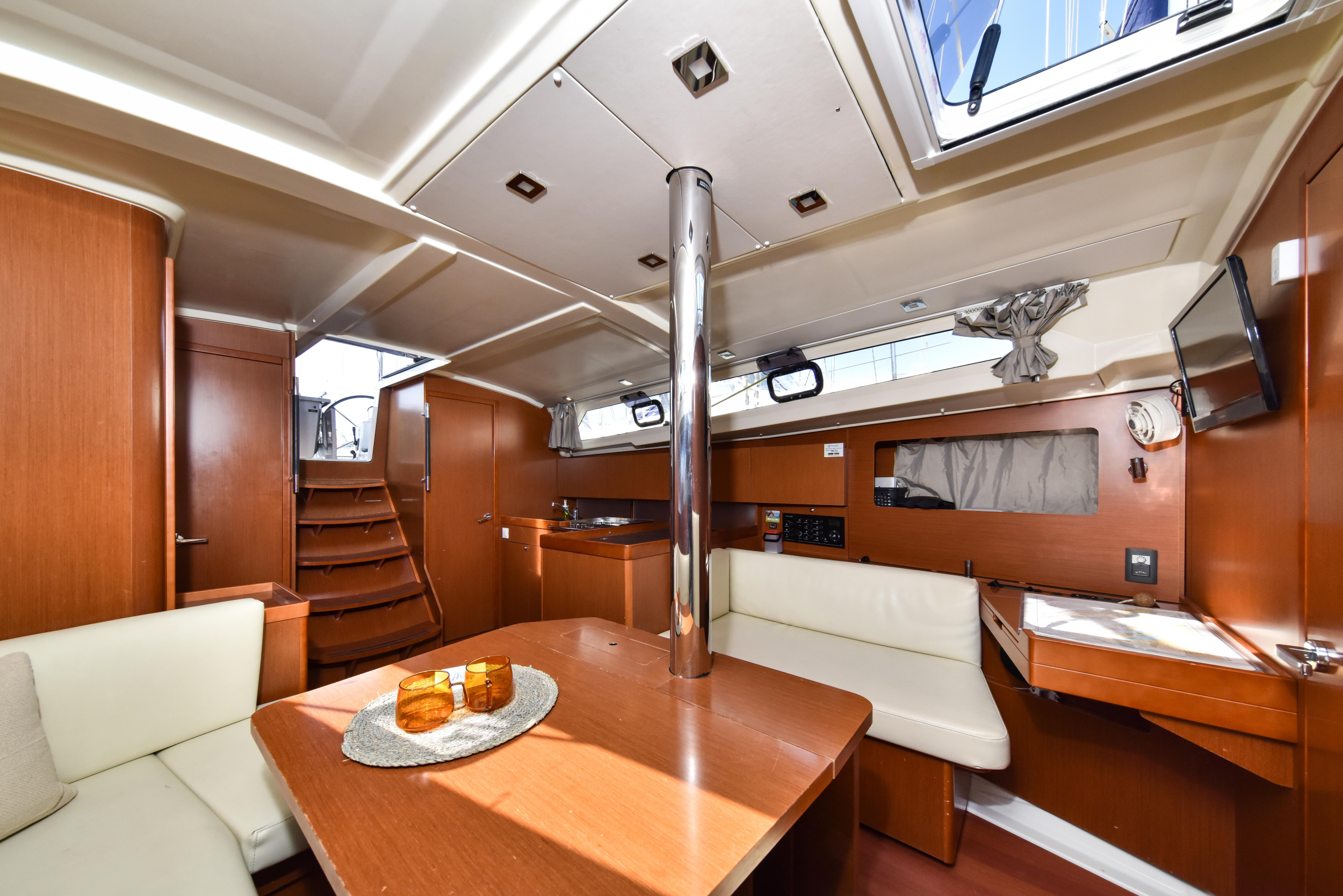 Oceanis 41.1 — photo 48