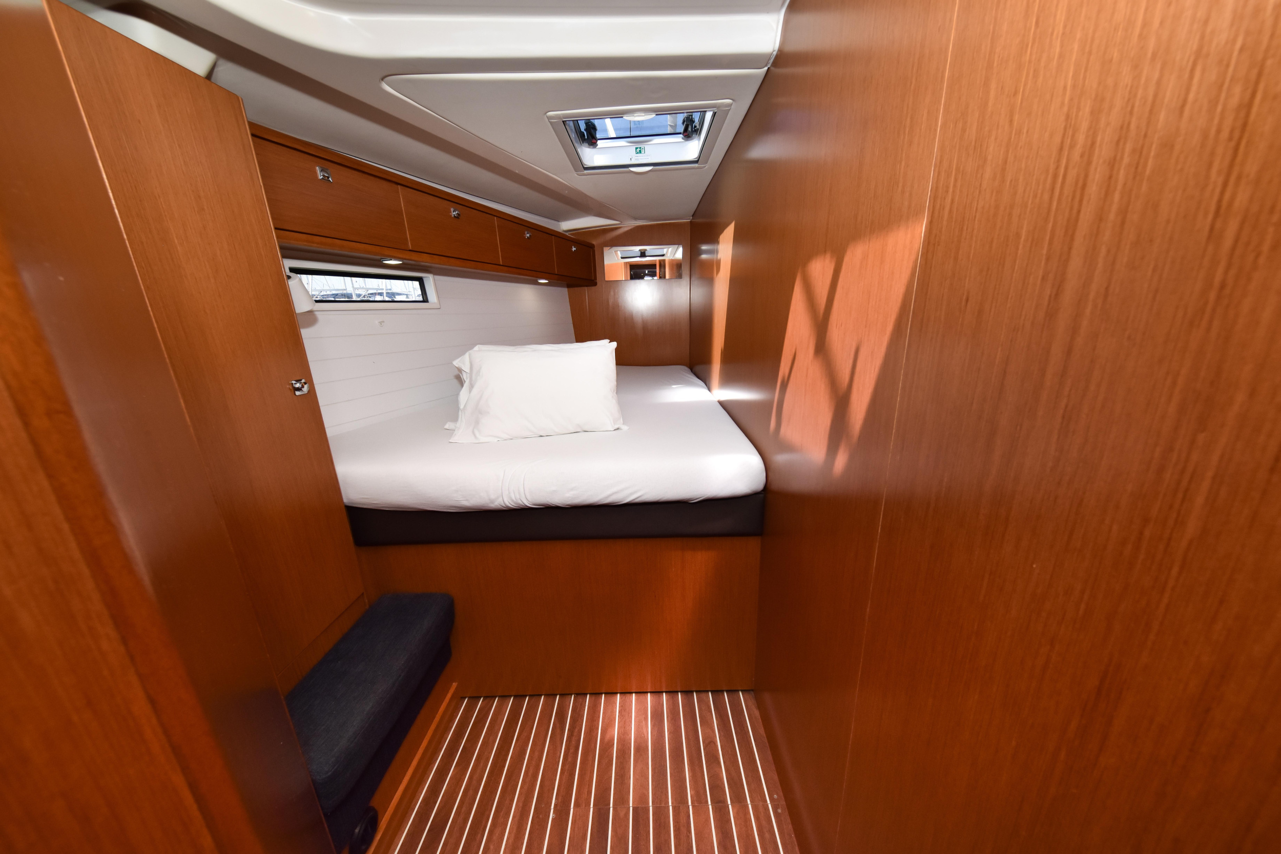 Bavaria Cruiser 51 — photo 28