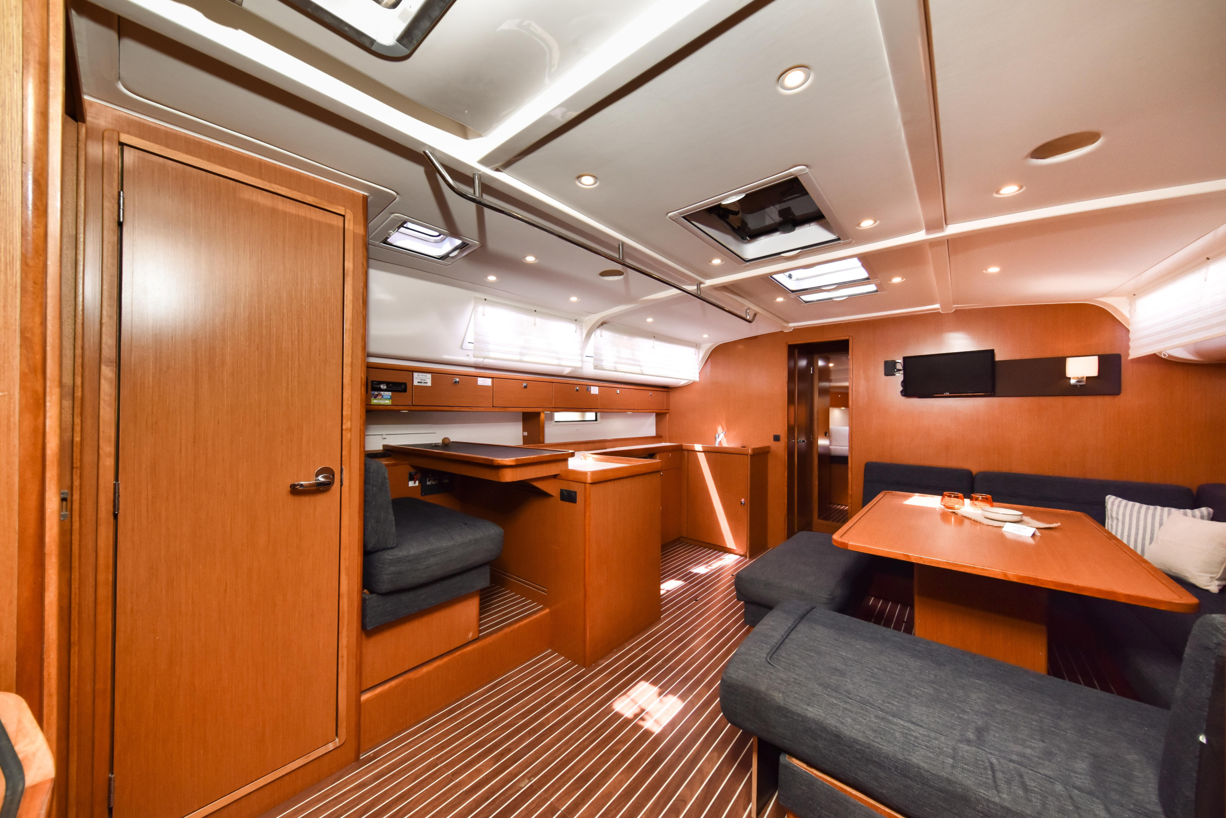 Bavaria Cruiser 51 — photo 7
