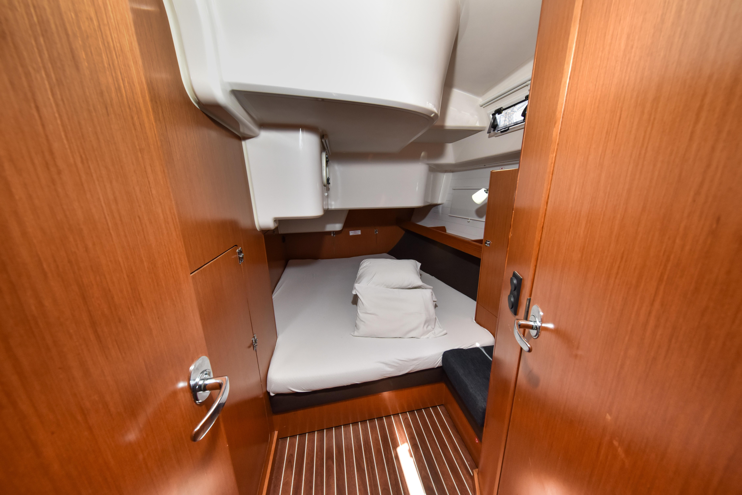 Bavaria Cruiser 51 — photo 42