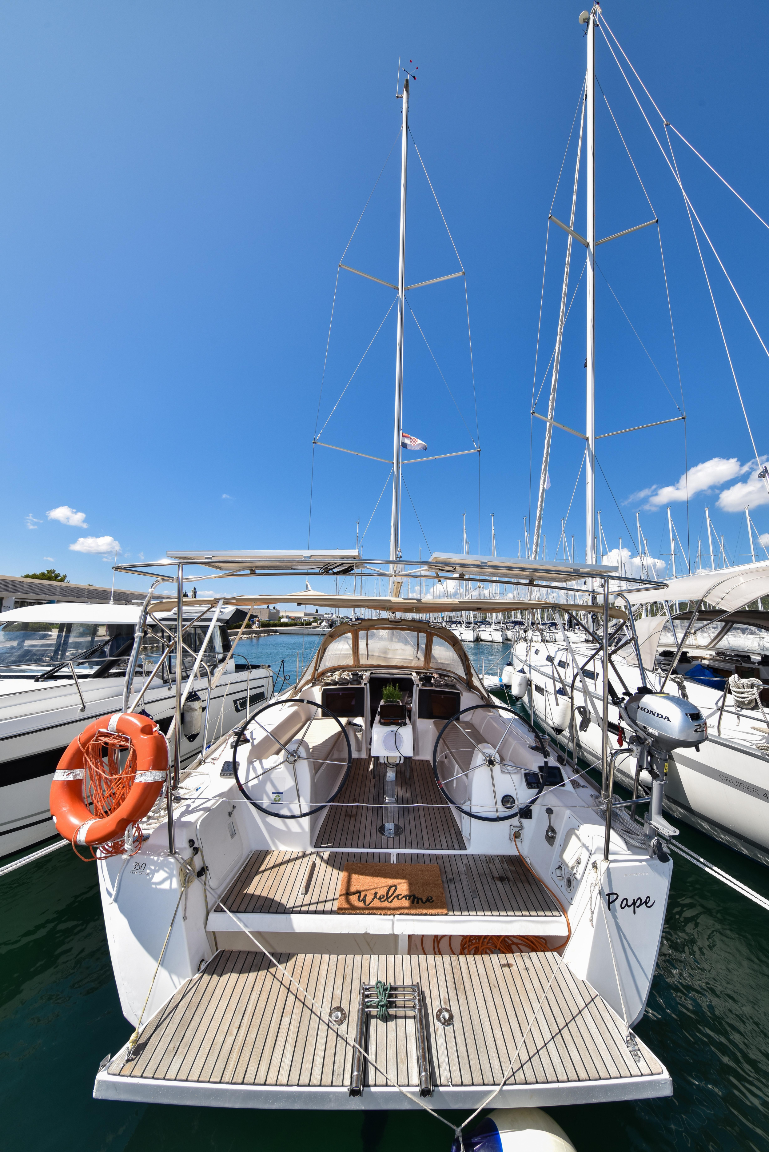 Dufour 350 GL — photo 30