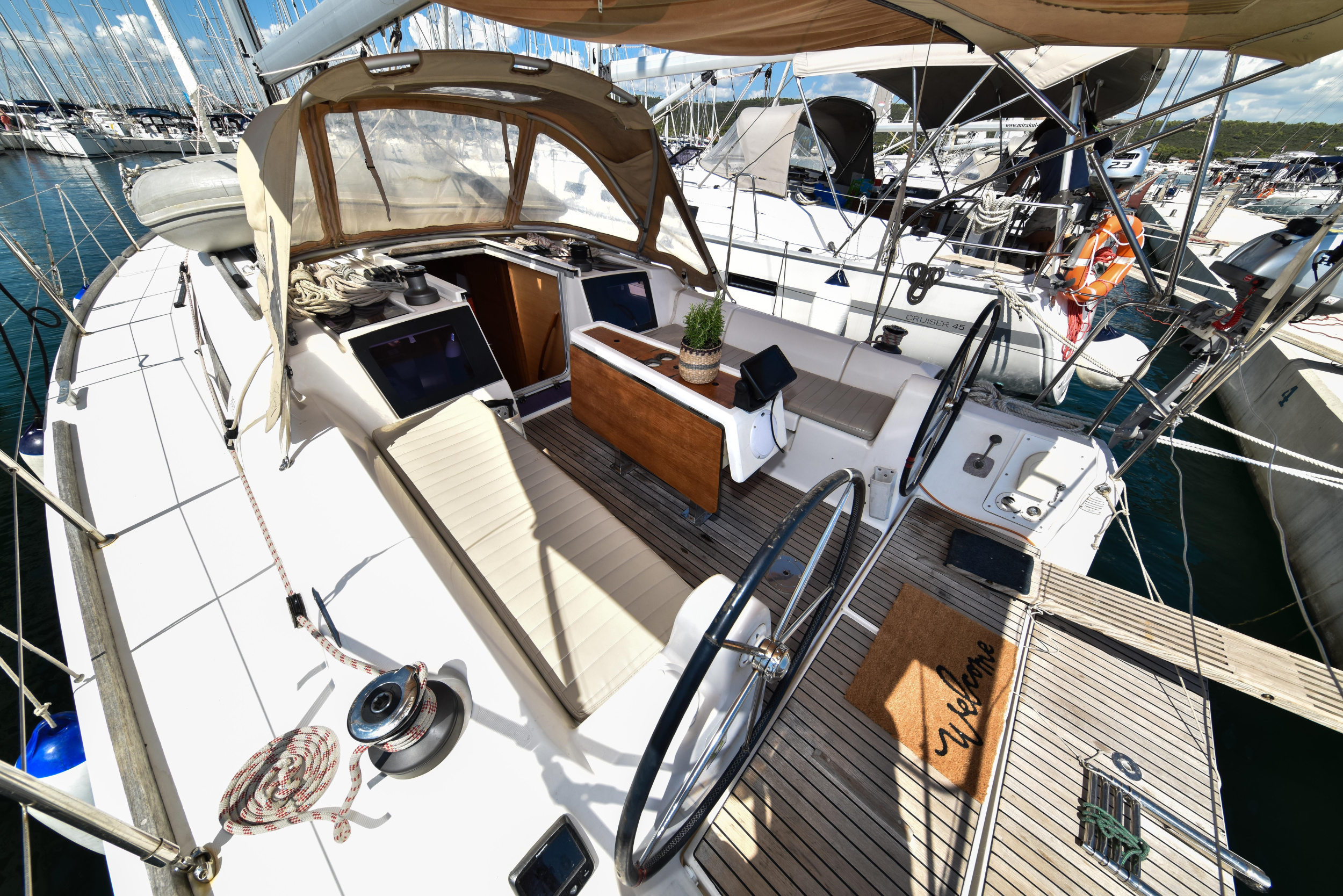 Dufour 350 GL — photo 23