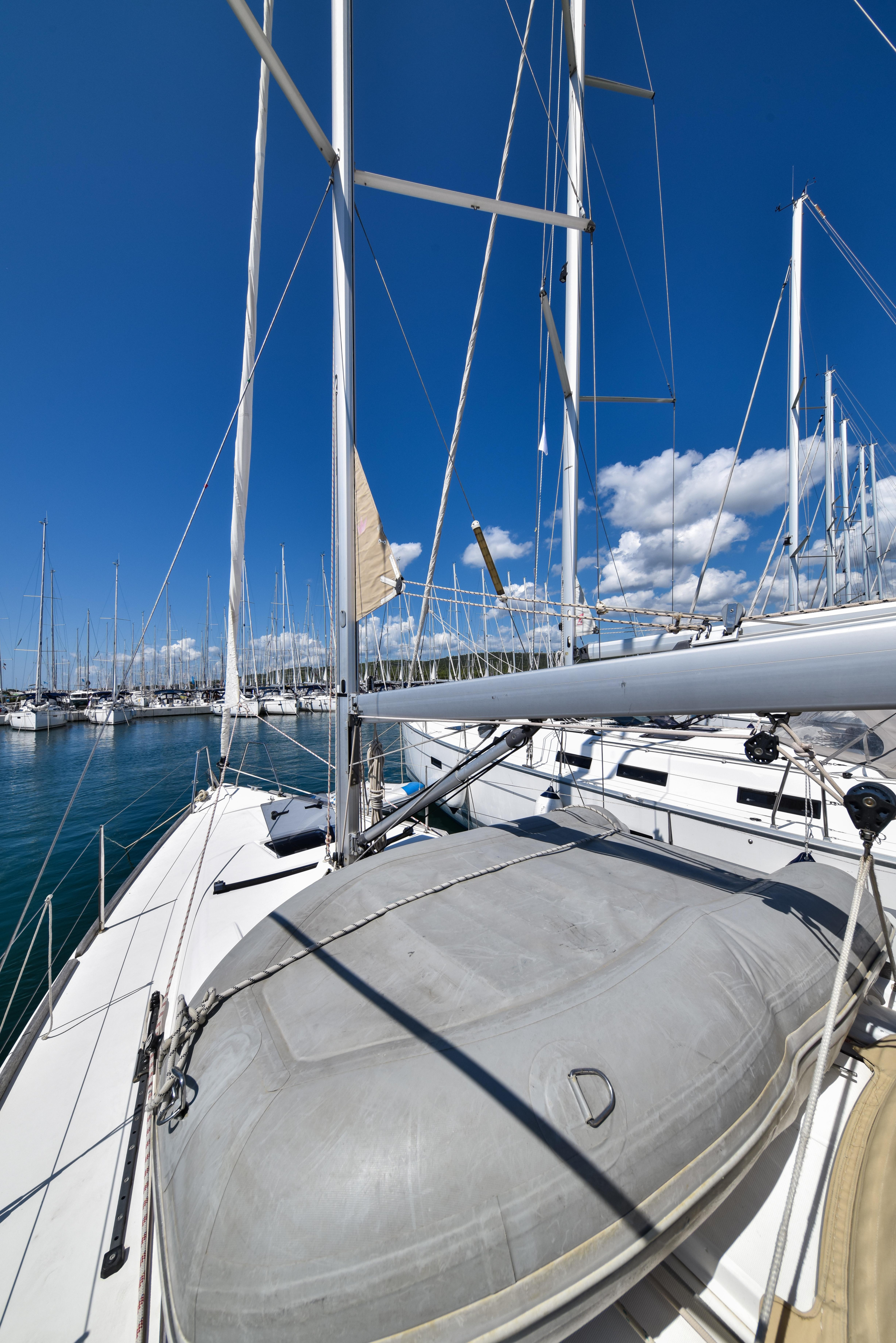 Dufour 350 GL — photo 17