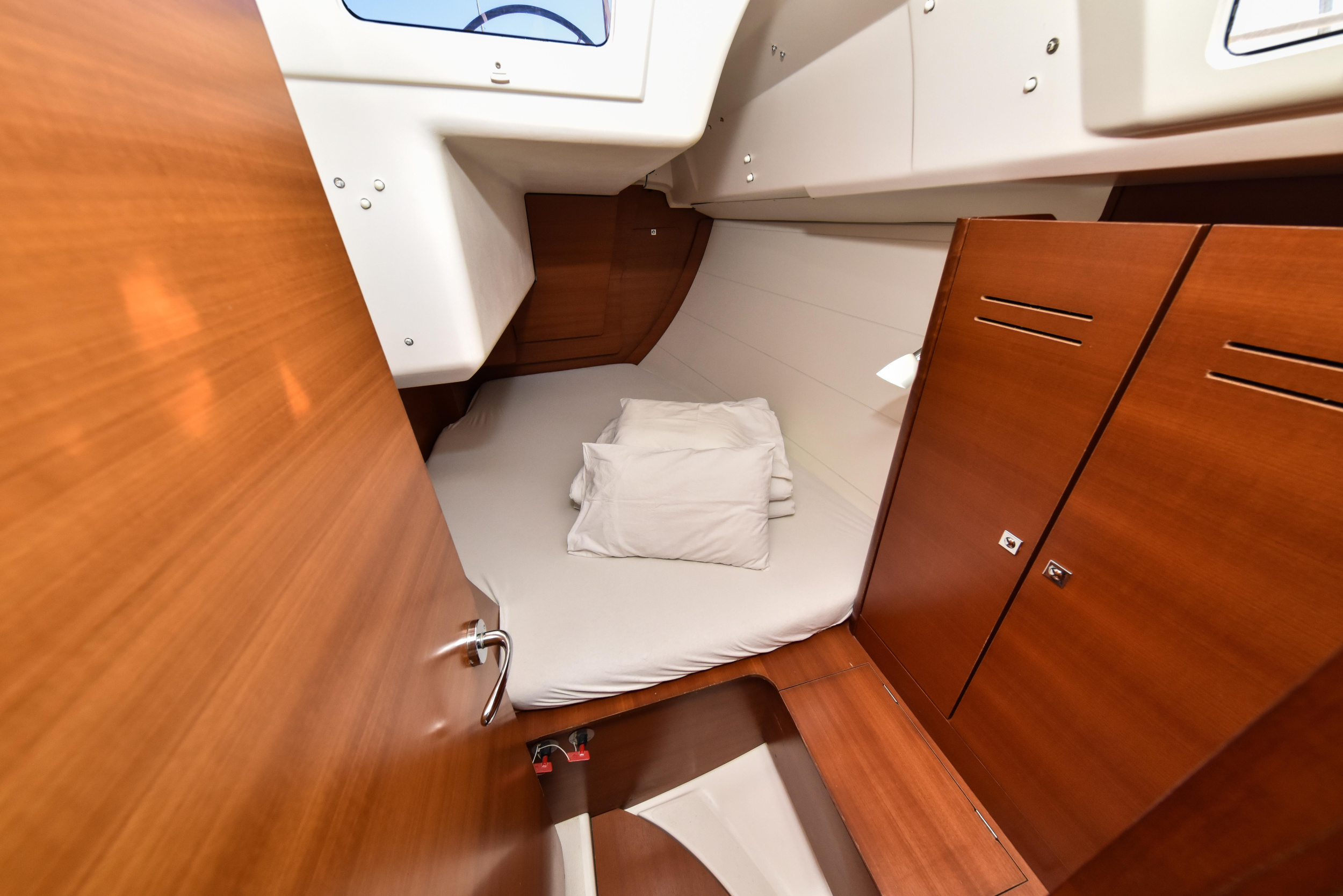 Dufour 350 GL — photo 13