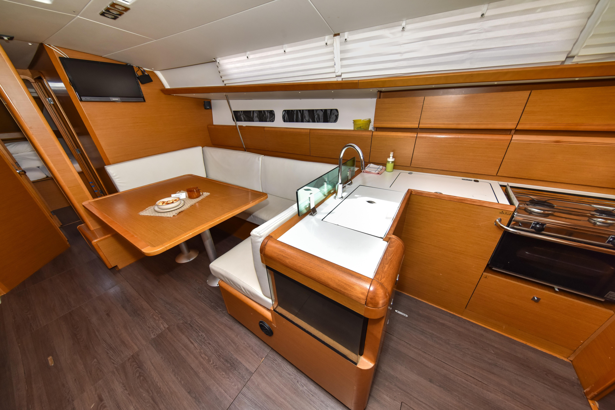 Sun Odyssey 449 — photo 10