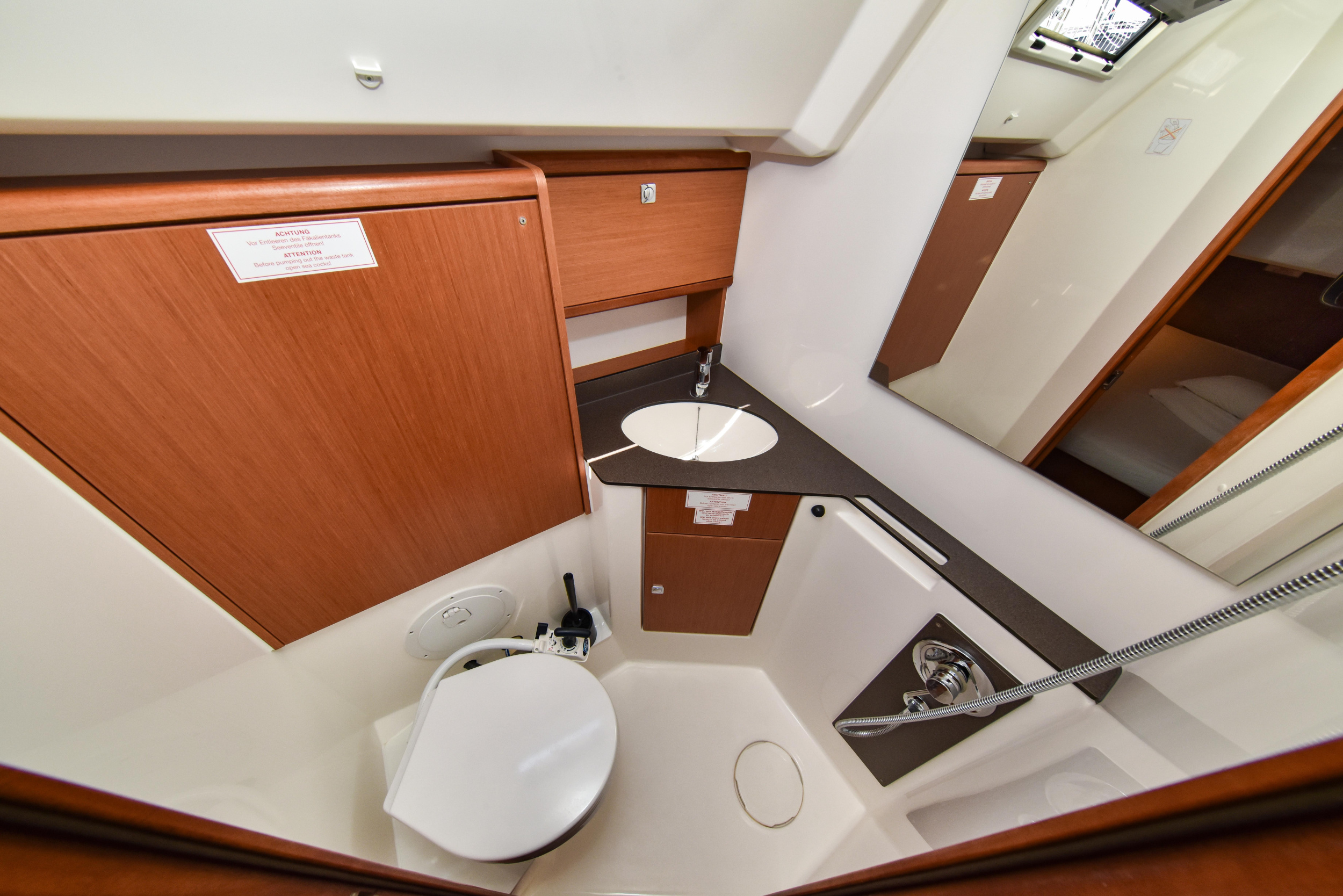 Bavaria Cruiser 46 — photo 53