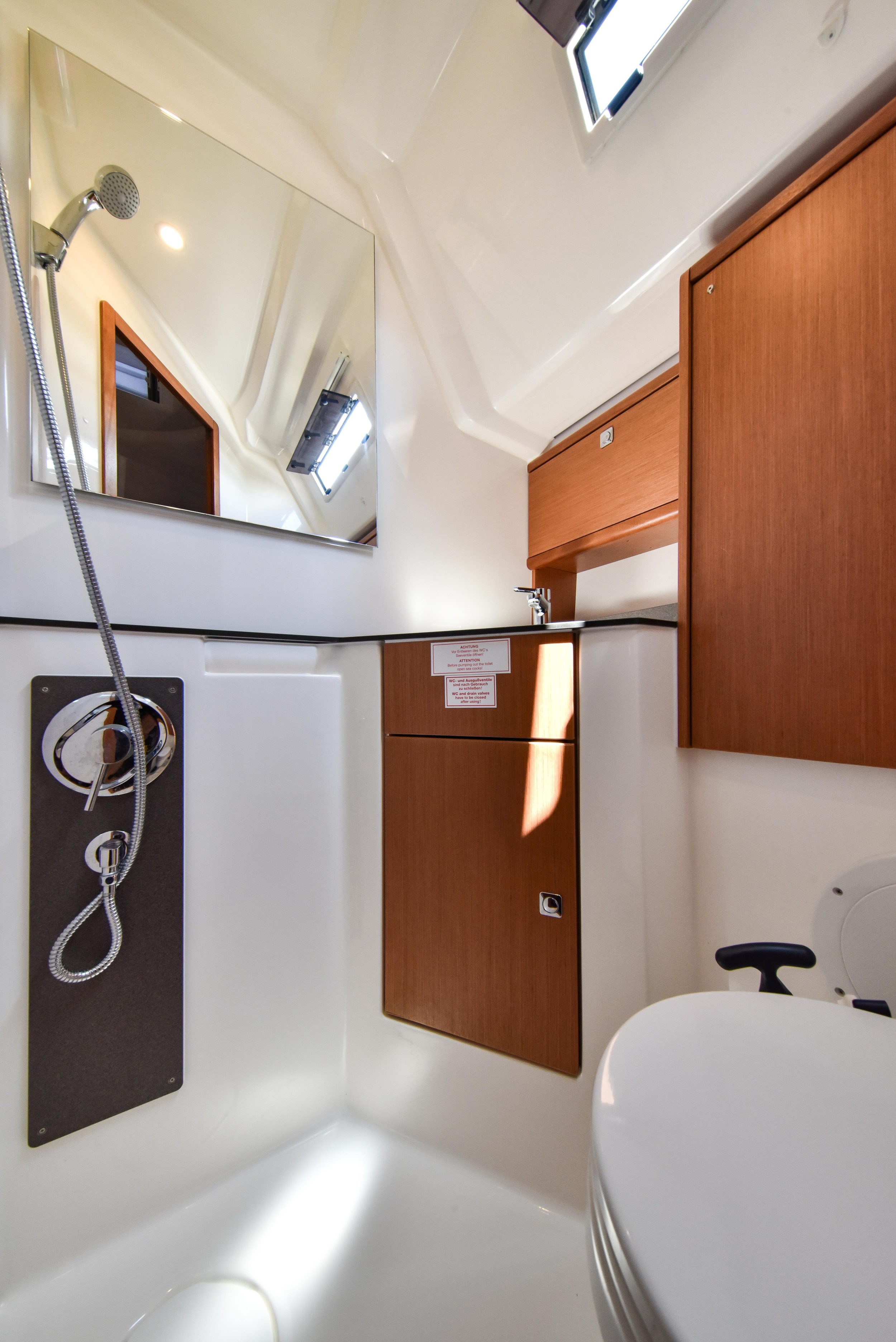Bavaria Cruiser 46 — photo 2