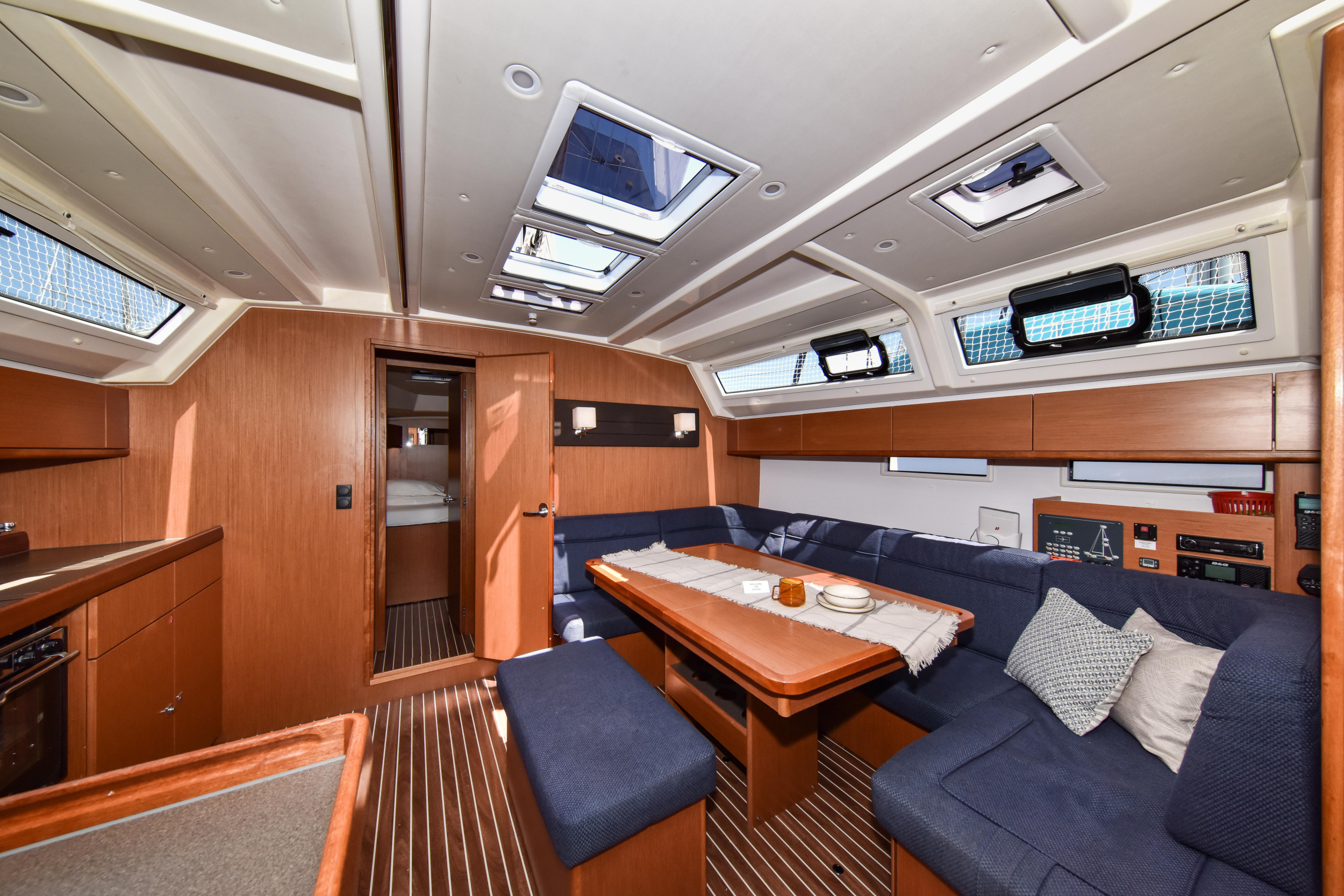 Bavaria Cruiser 46 — photo 30