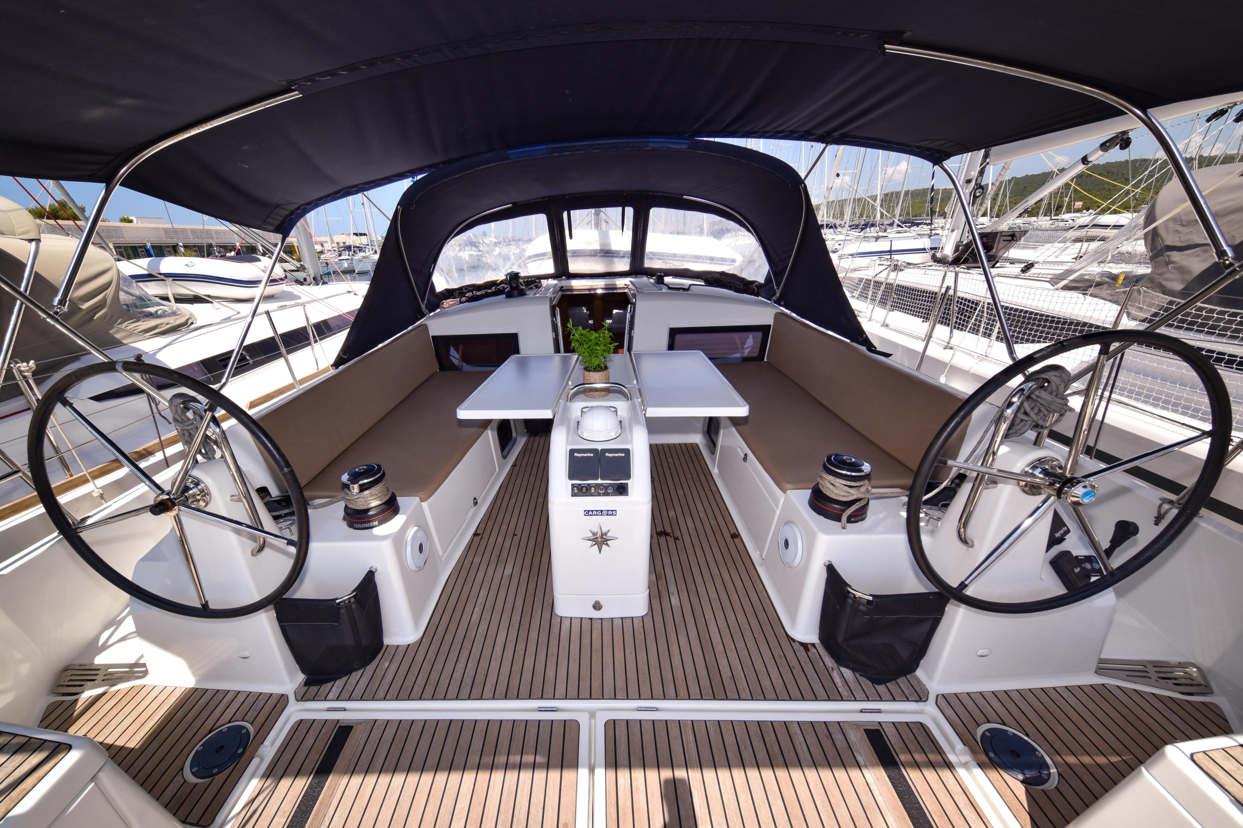 Sun Odyssey 490 — photo 20