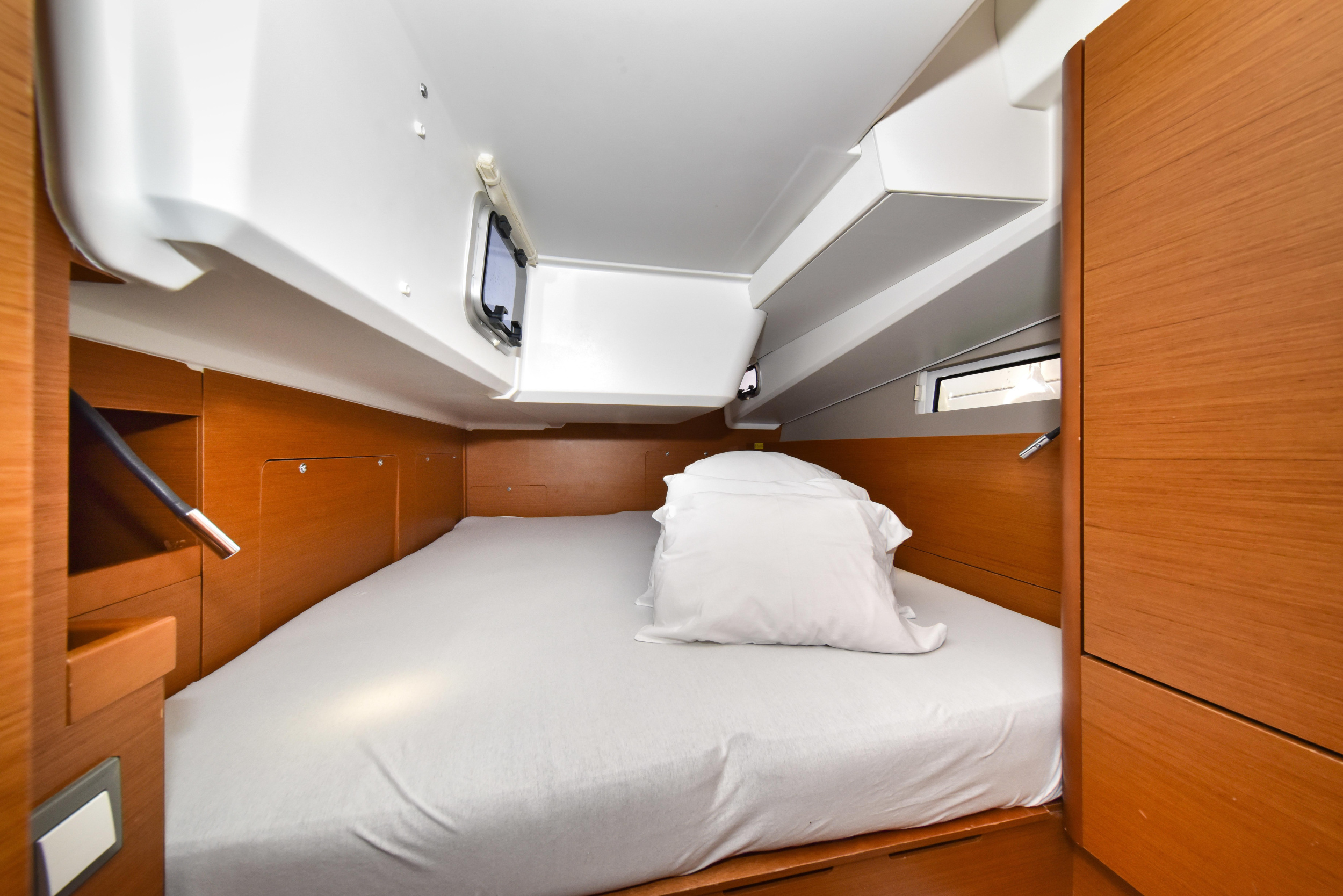 Sun Odyssey 490 — photo 5