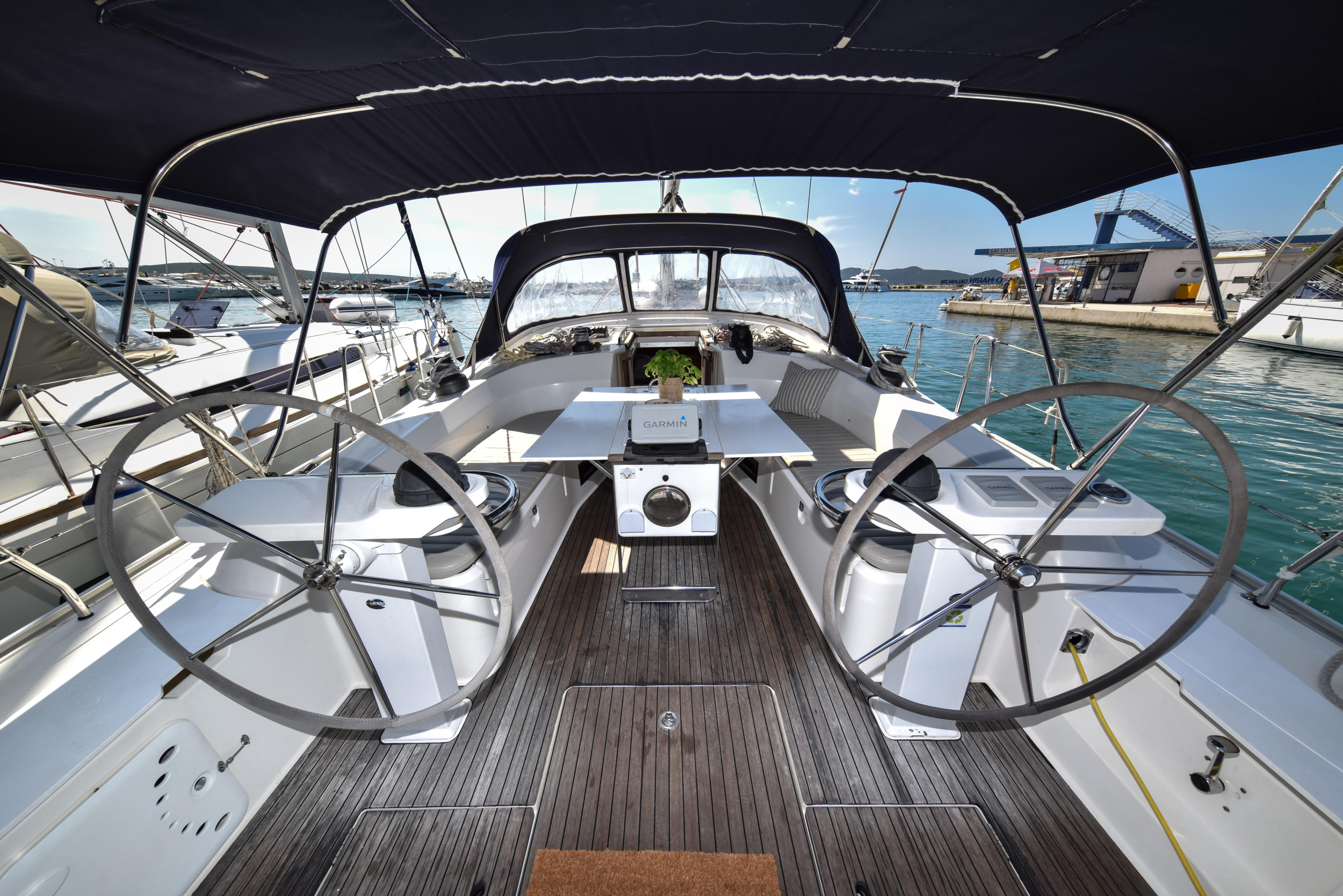 Bavaria 45 Cruiser — photo 18