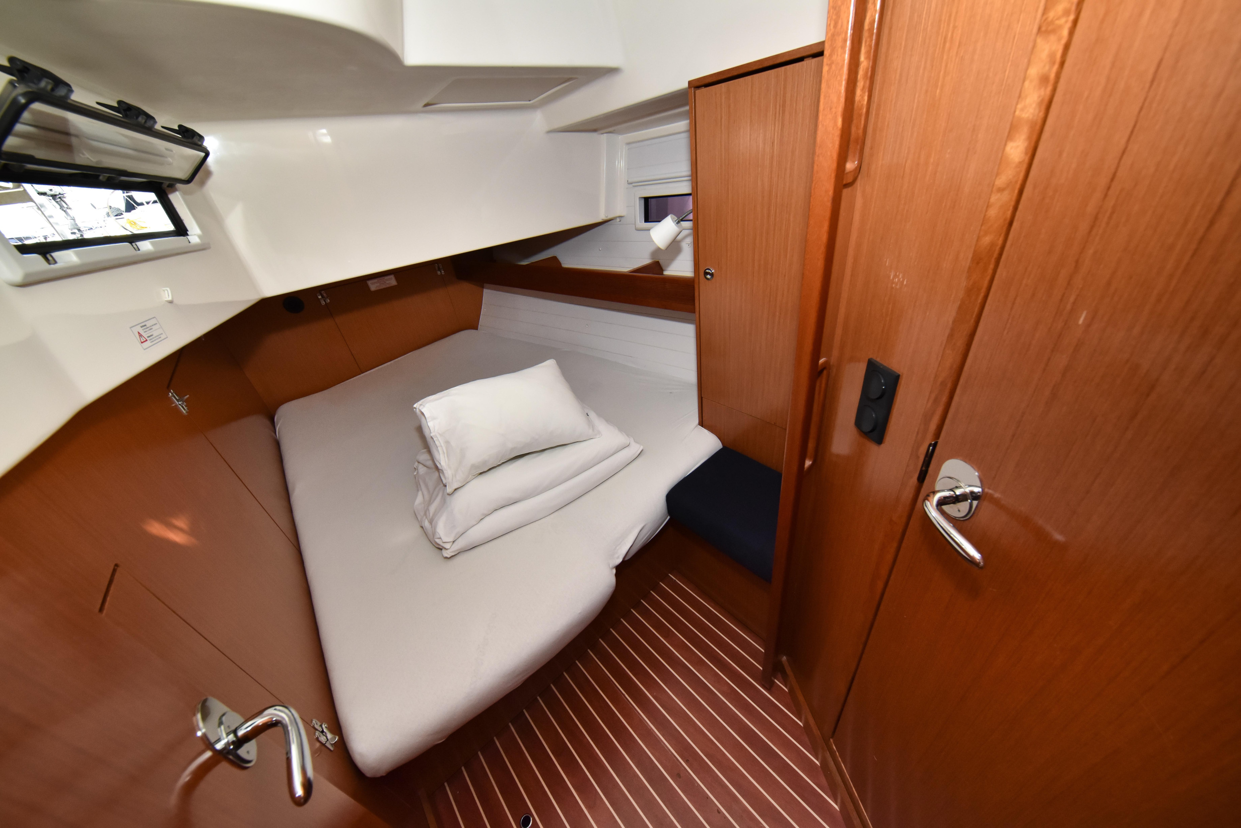 Bavaria 45 Cruiser — photo 6