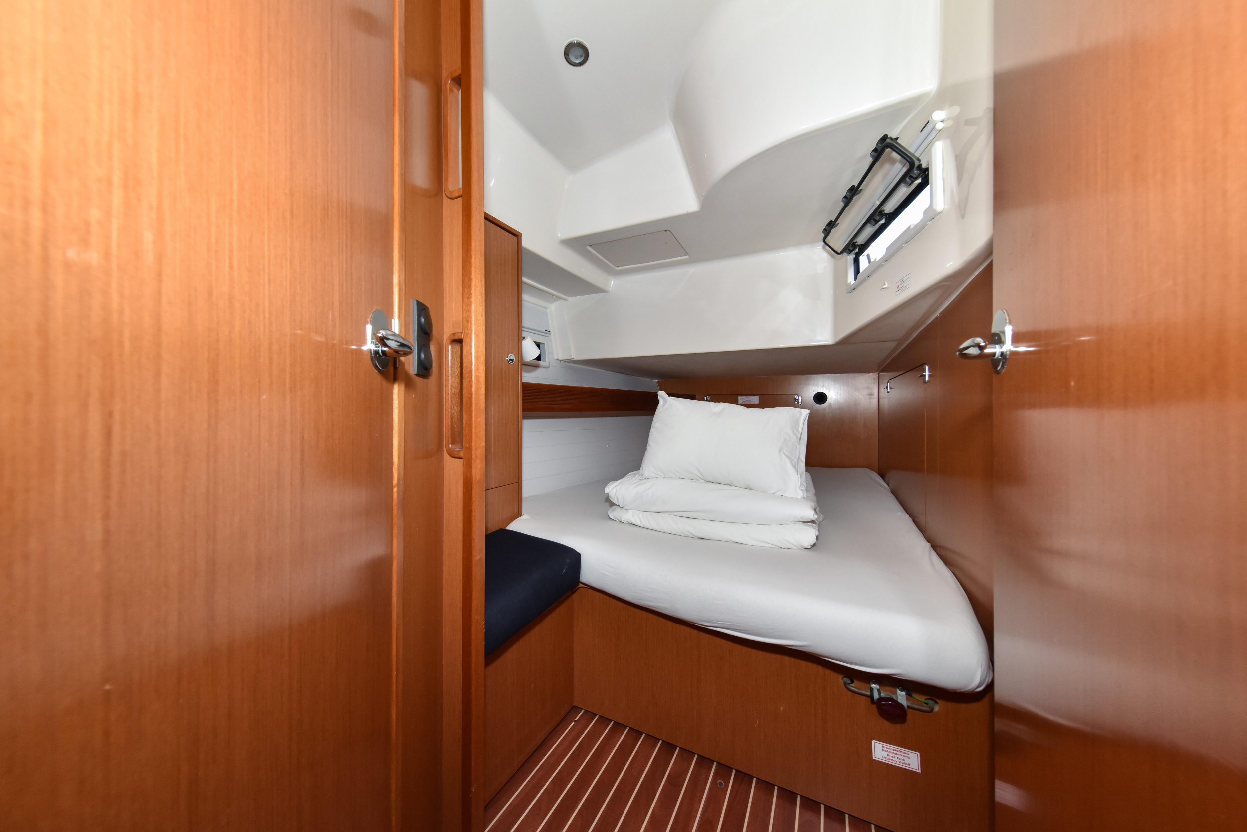 Bavaria 45 Cruiser — photo 20