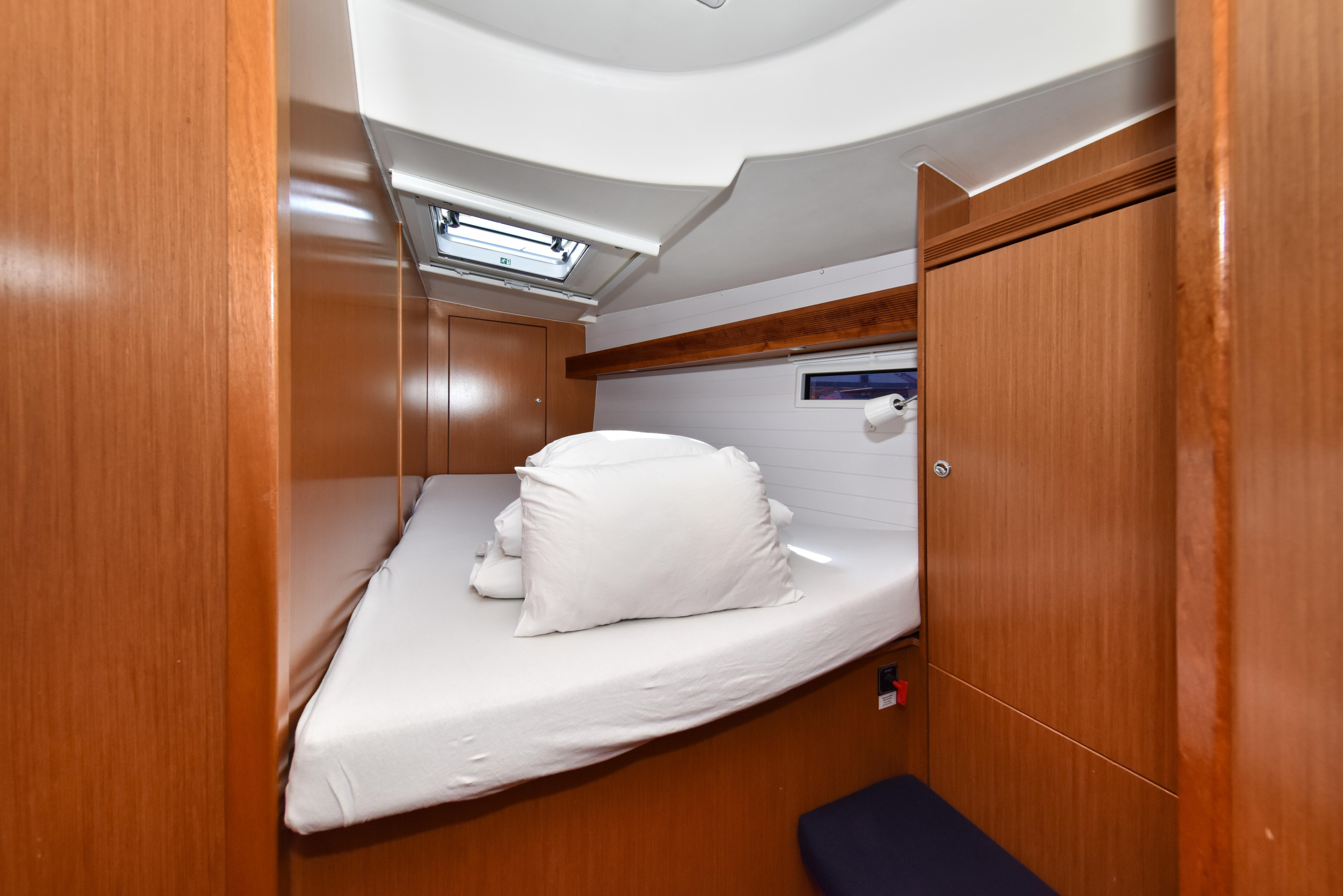 Bavaria 45 Cruiser — photo 28