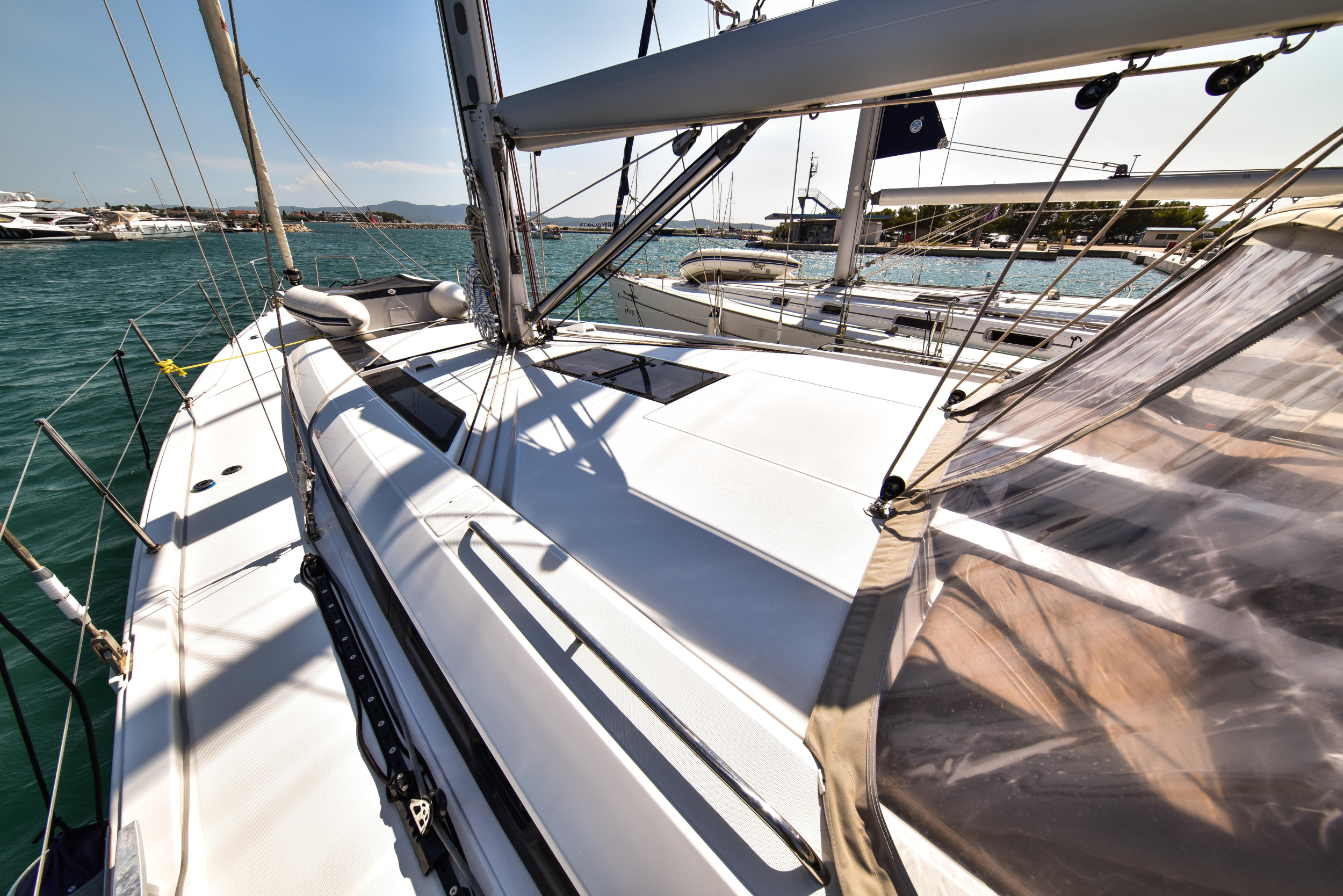 Oceanis 51.1 — photo 32