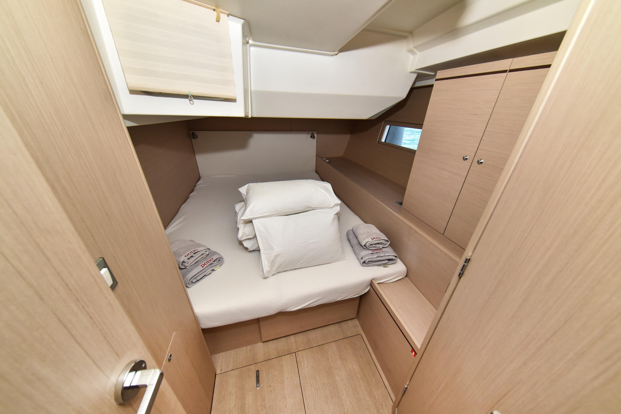 Oceanis 51.1 — photo 18