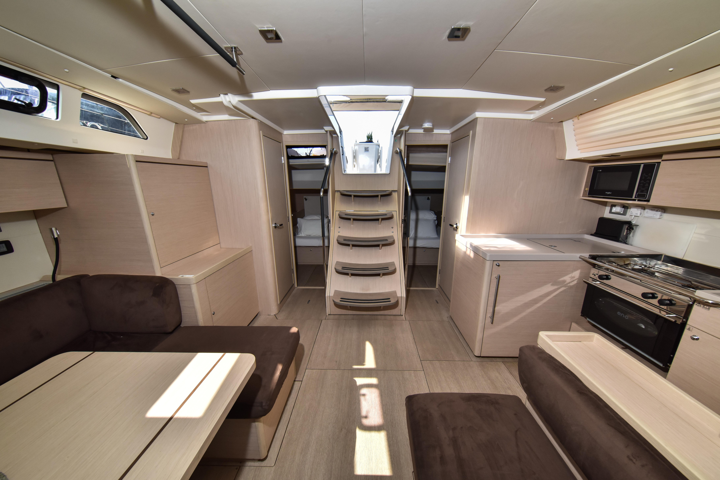 Oceanis 51.1 — photo 10