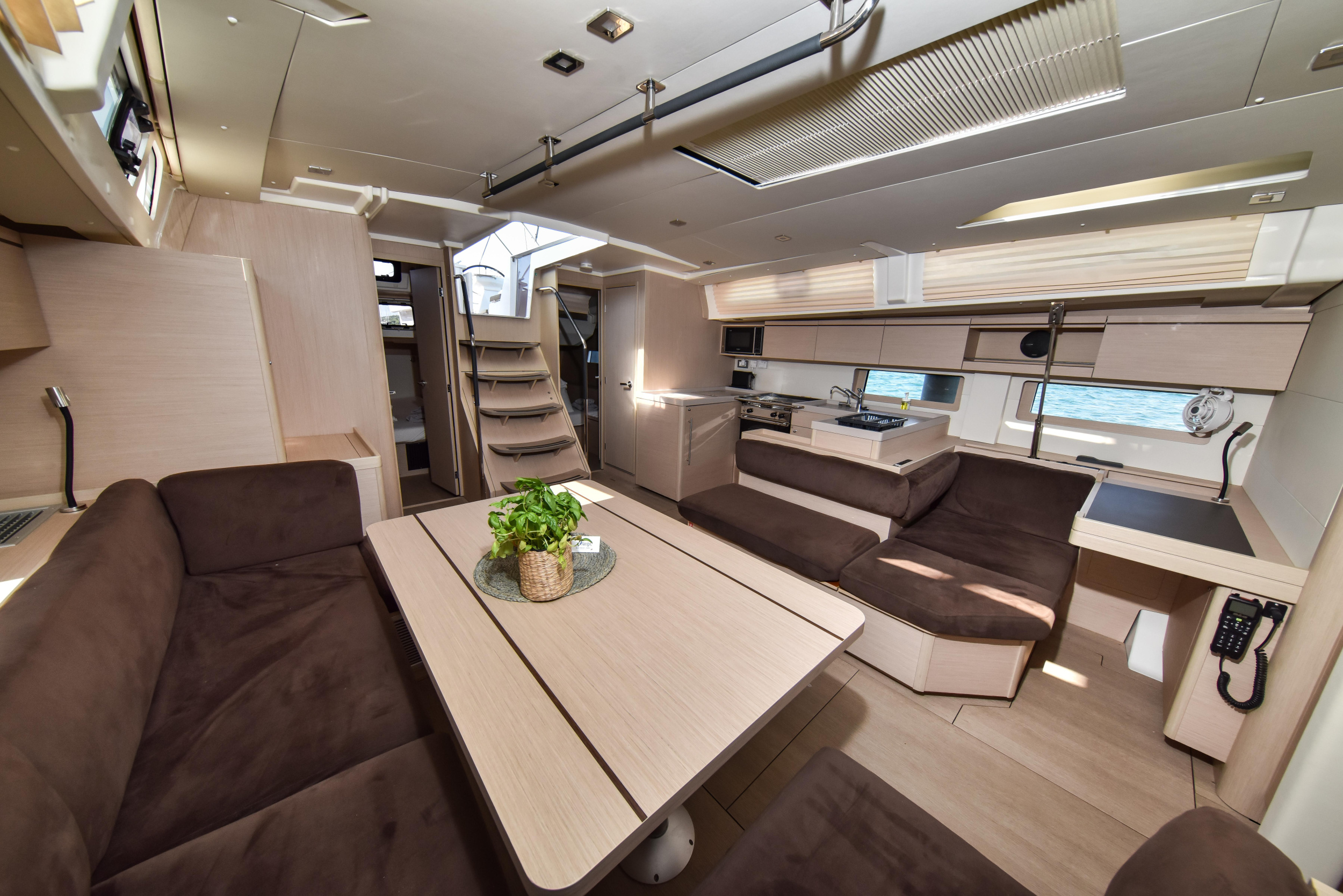 Oceanis 51.1 — photo 34