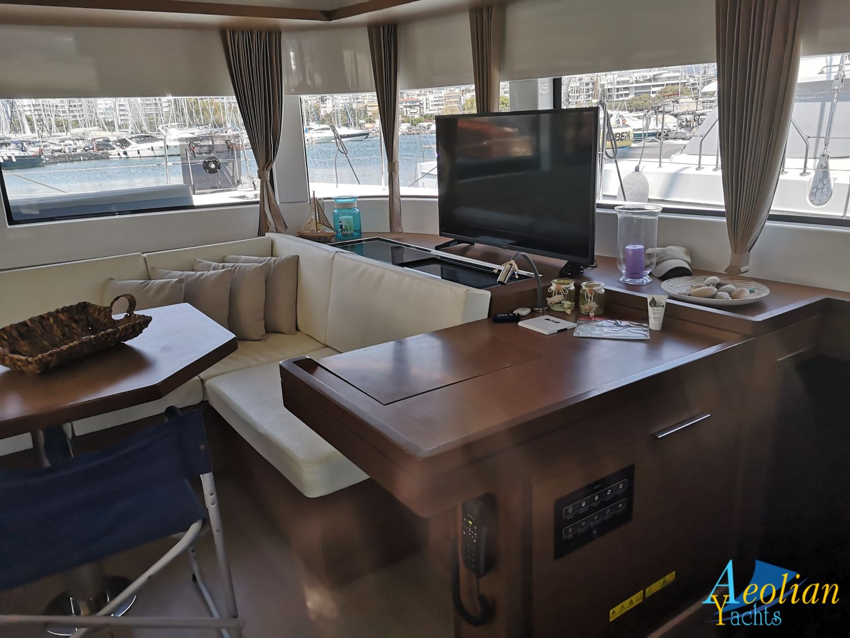 Lagoon 50 — photo 35