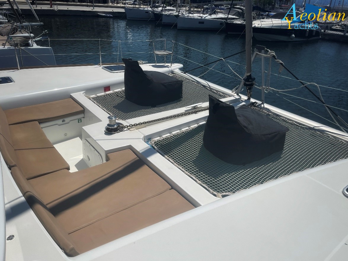 Lagoon 450 Flybridge — photo 3
