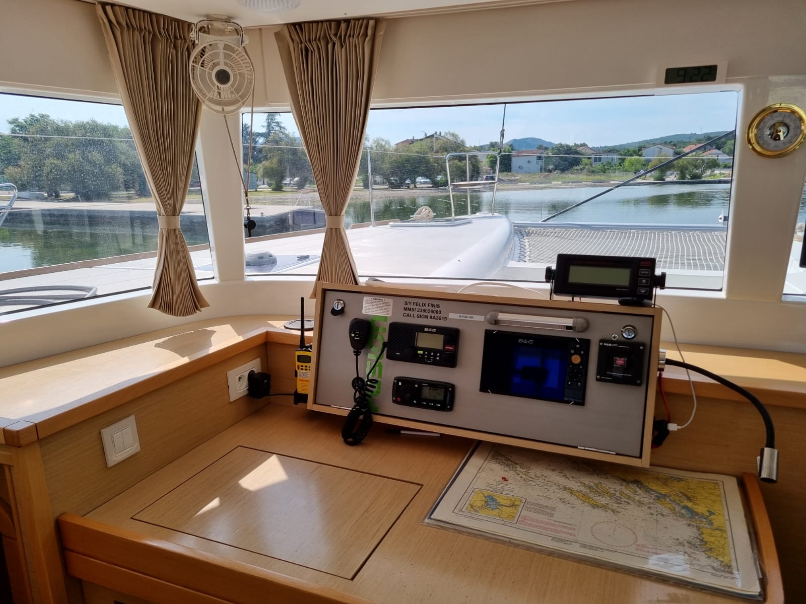 Lagoon 450 Sport — photo 16