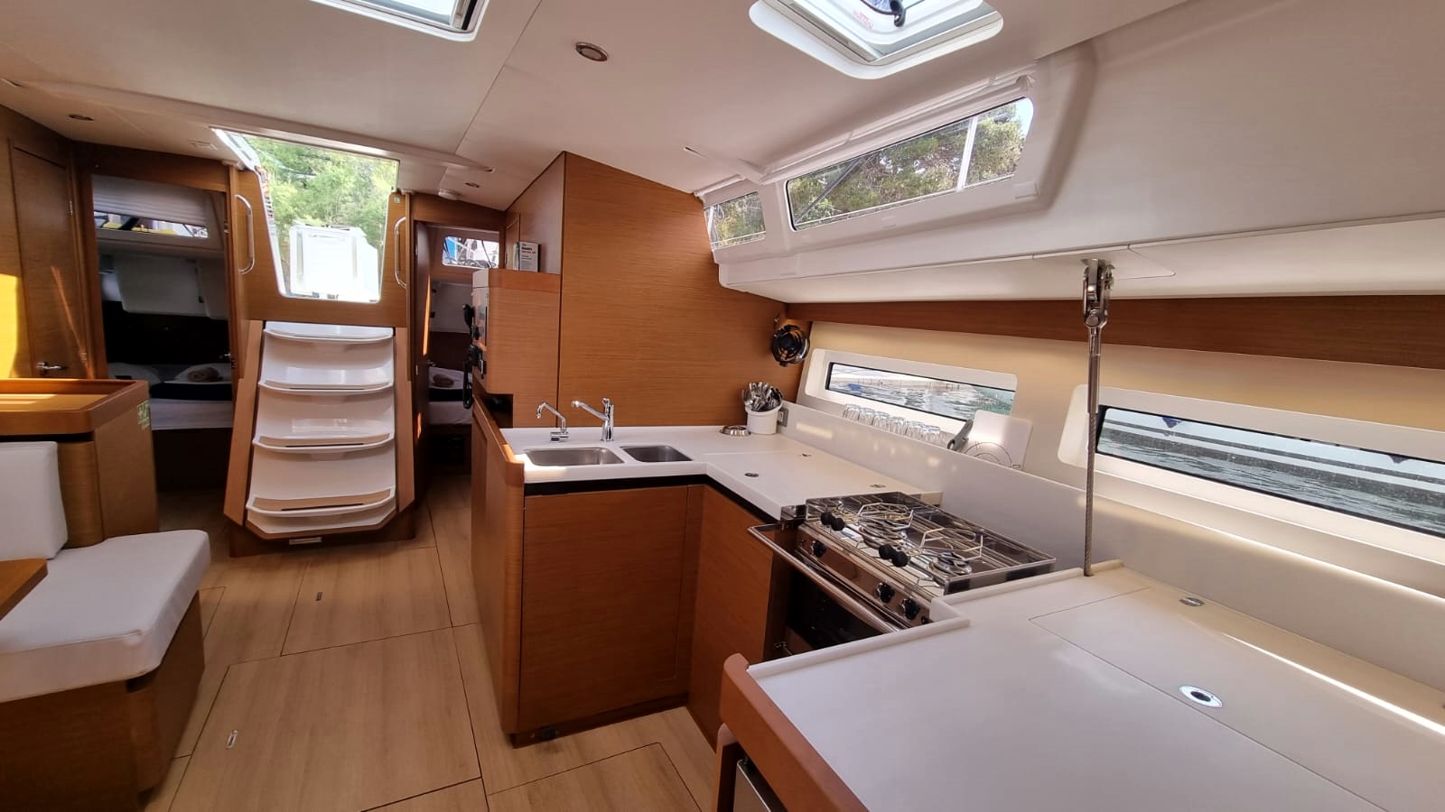 Sun Odyssey 490 — photo 9