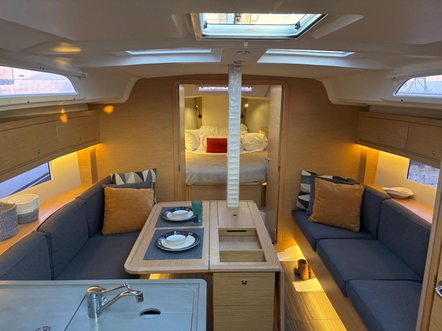 DUFOUR 37 NEW 2023 — photo 21
