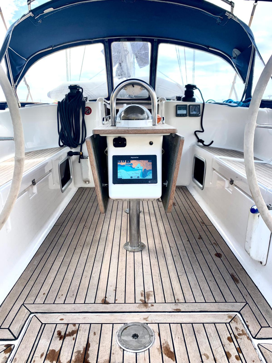 Dufour 425 — photo 8