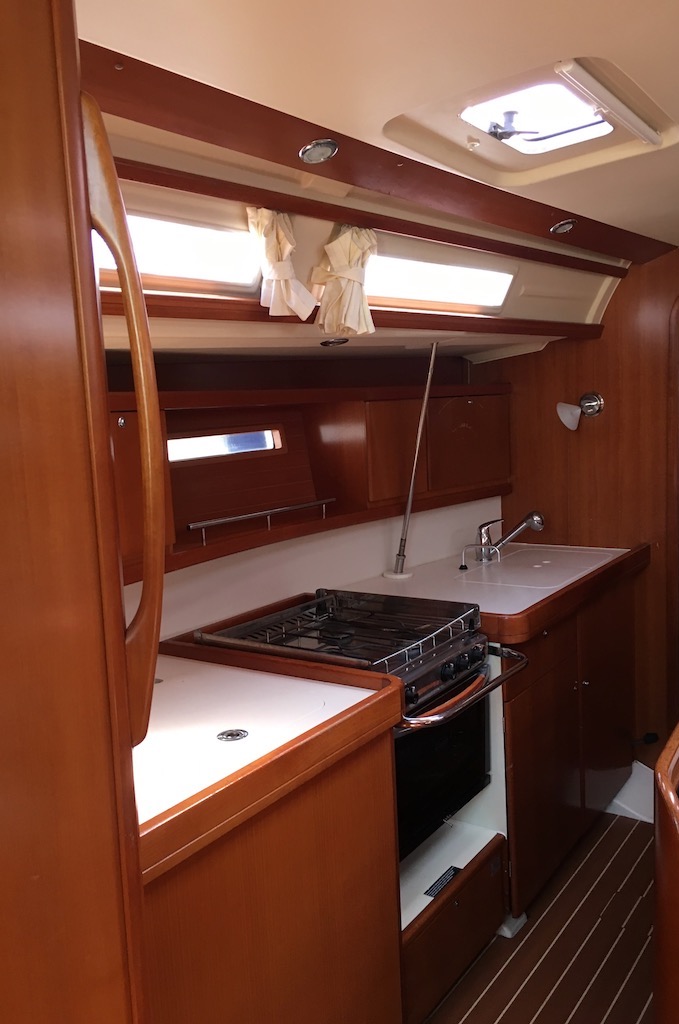 Dufour 425 — photo 13
