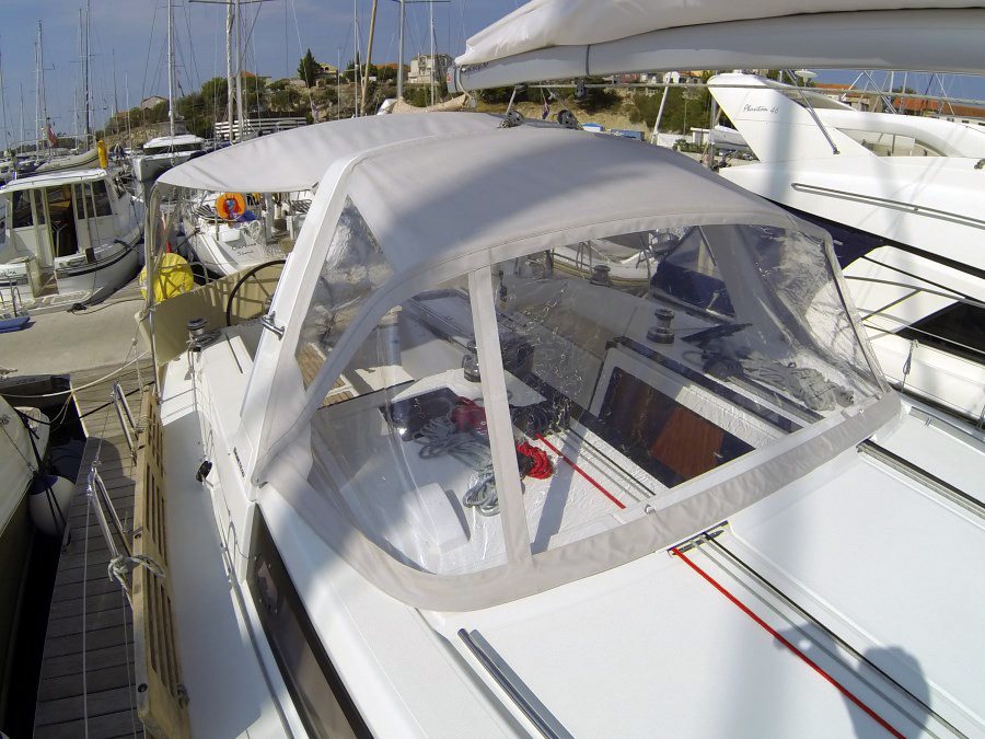 Oceanis 45 — photo 23