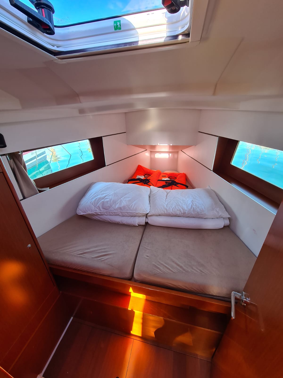 Oceanis 35.1 — photo 15