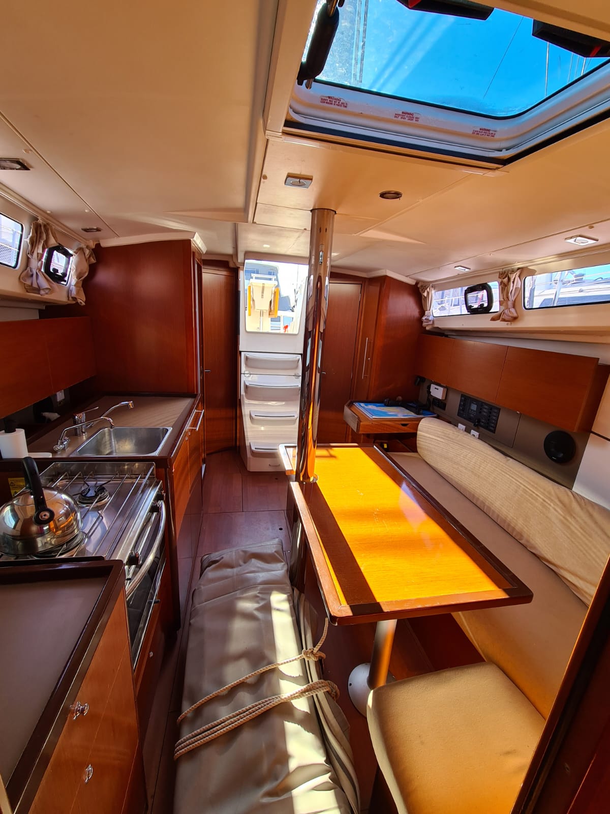 Oceanis 35.1 — photo 10