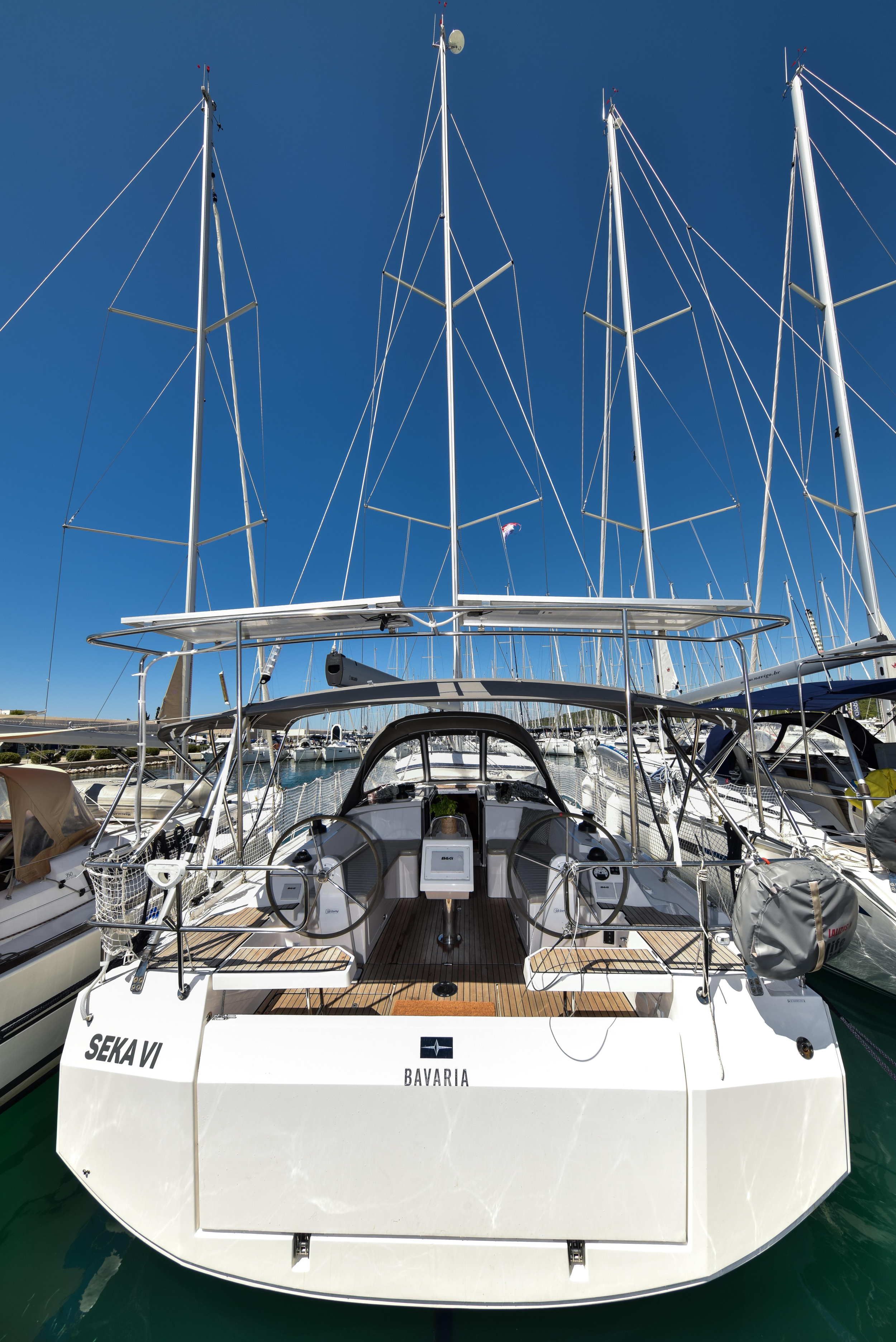 Bavaria C38 — photo 15