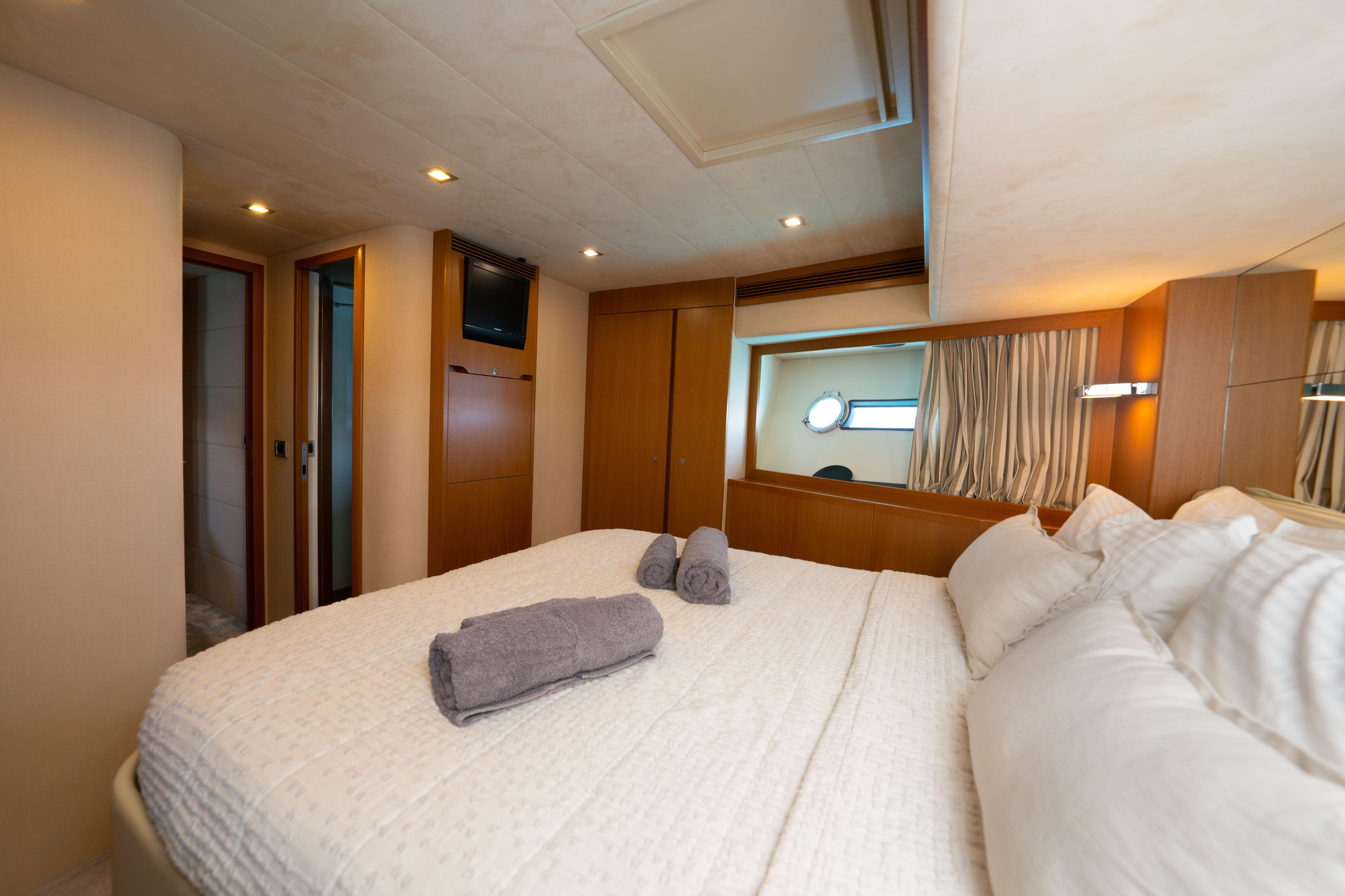 Ferretti 780 — photo 7