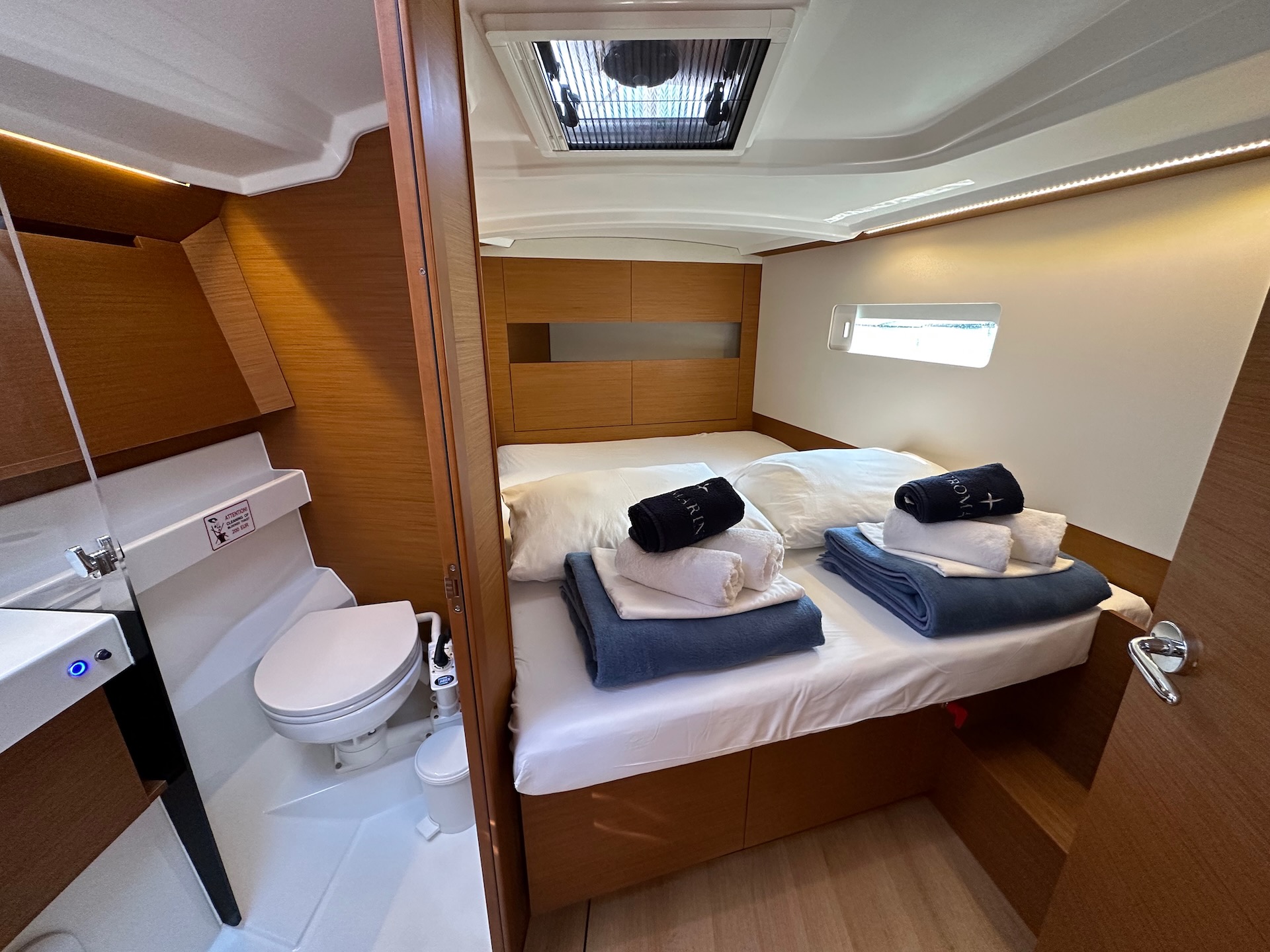 Sun Odyssey 410 — photo 2