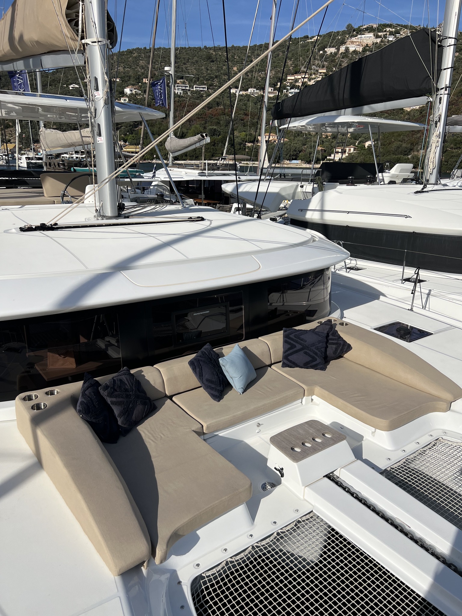 Lagoon 46 — photo 19