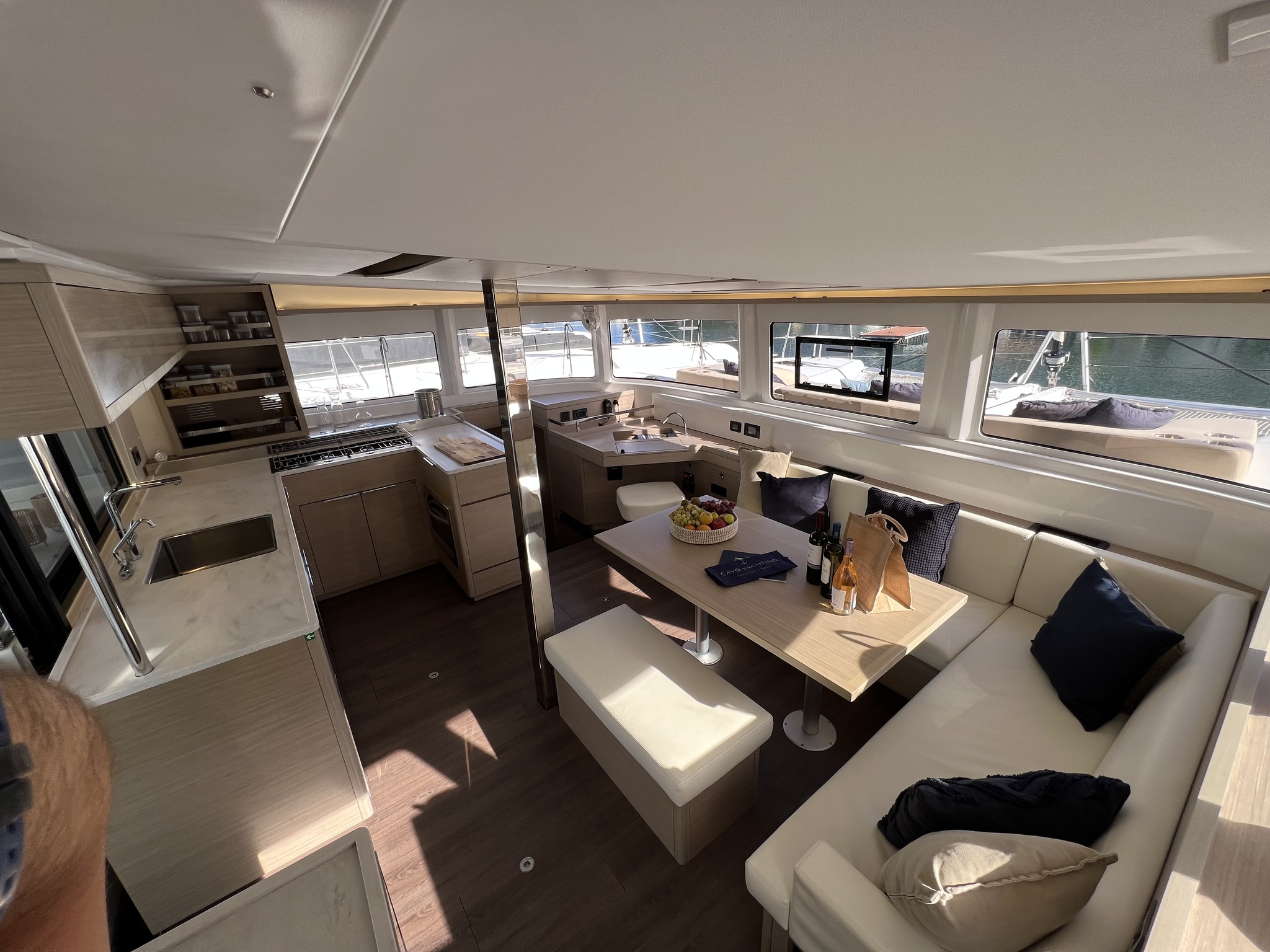 Lagoon 46 — photo 17