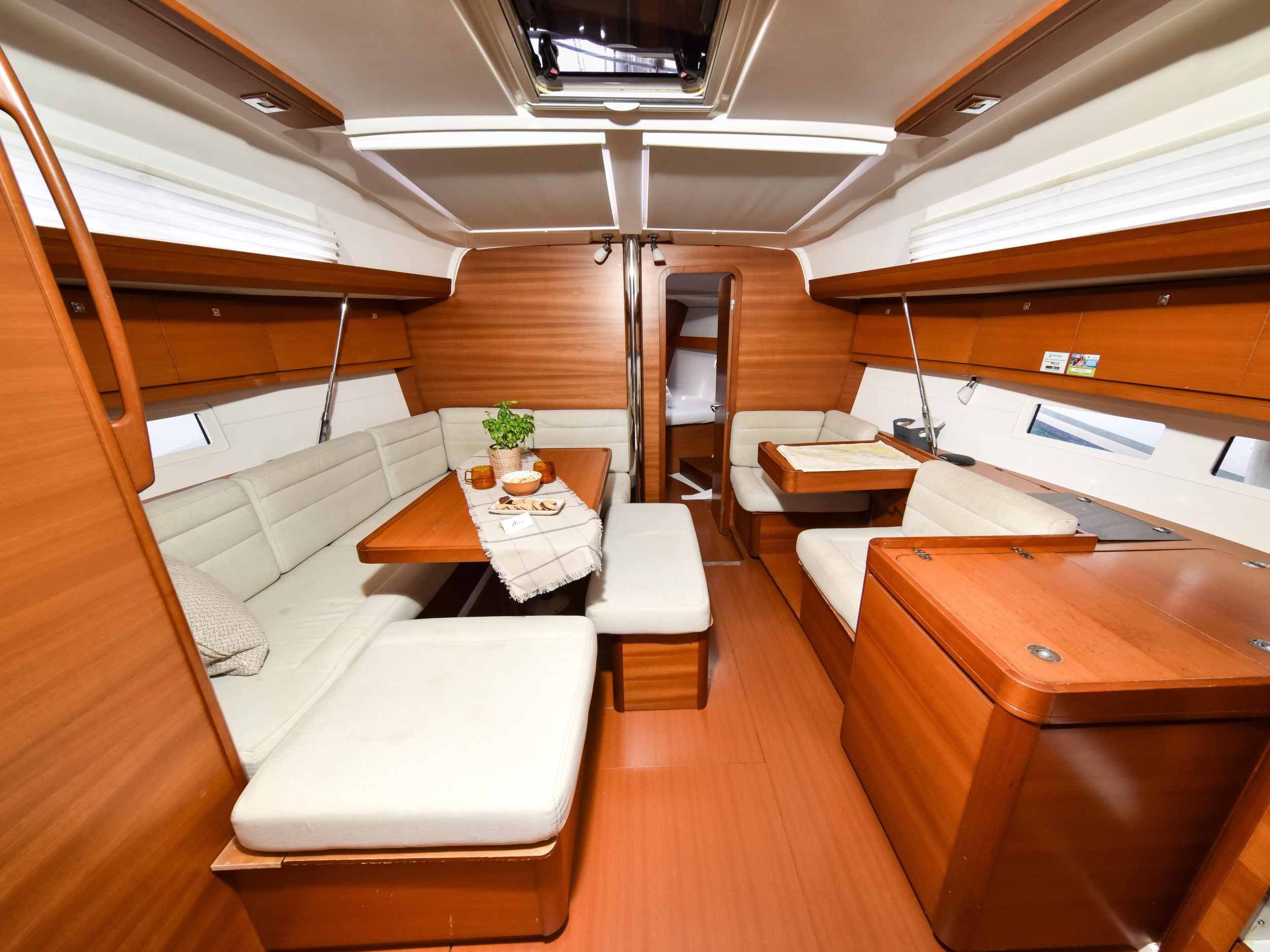Dufour 410 GL — photo 24