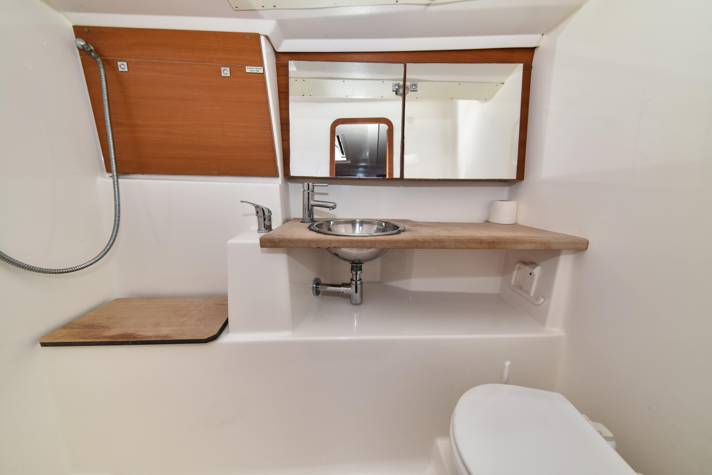 Dufour 410 GL — photo 44
