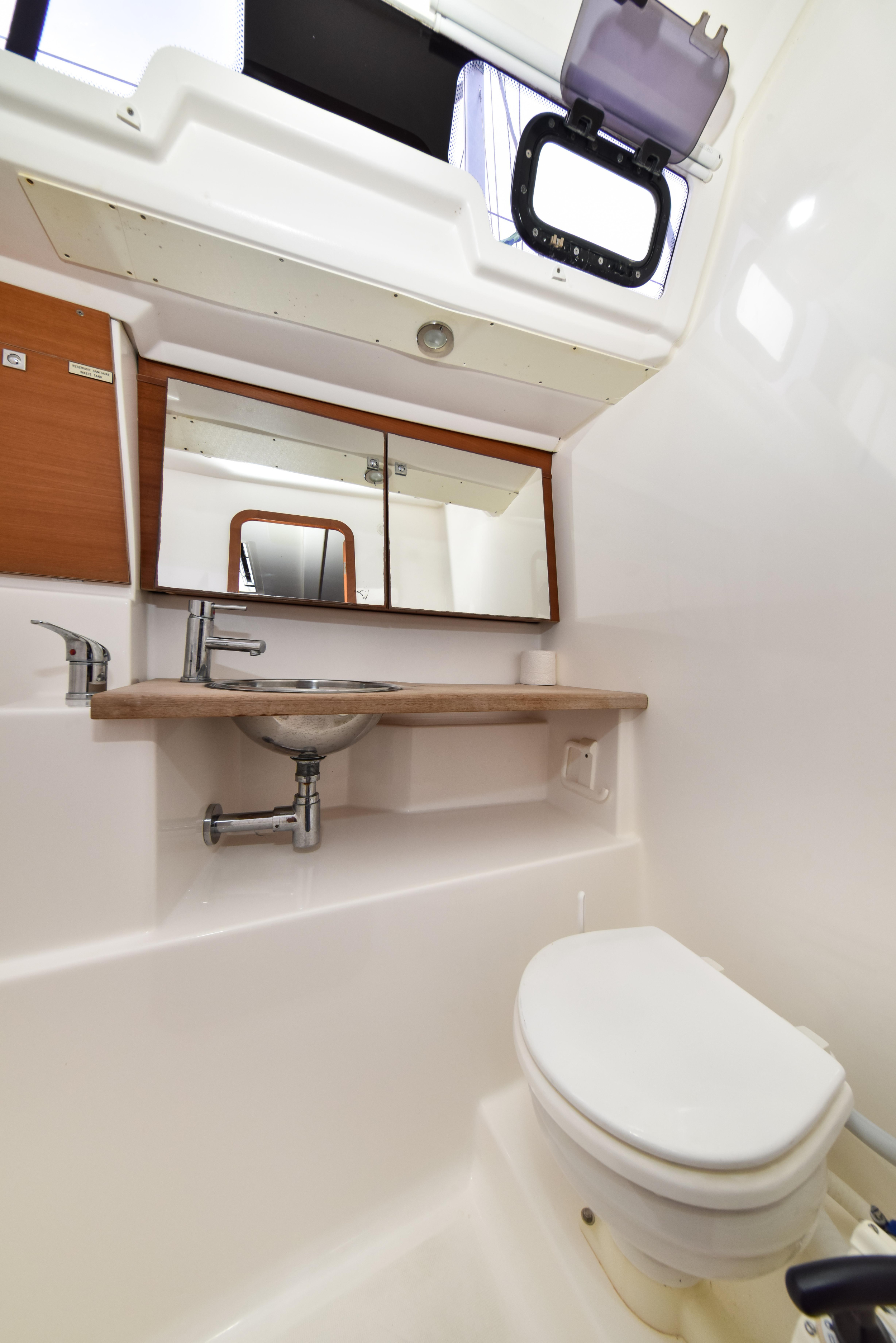 Dufour 410 GL — photo 40