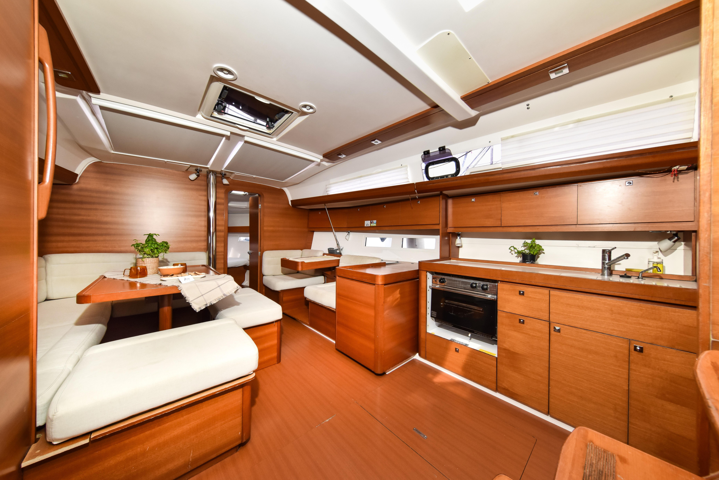 Dufour 410 GL — photo 36