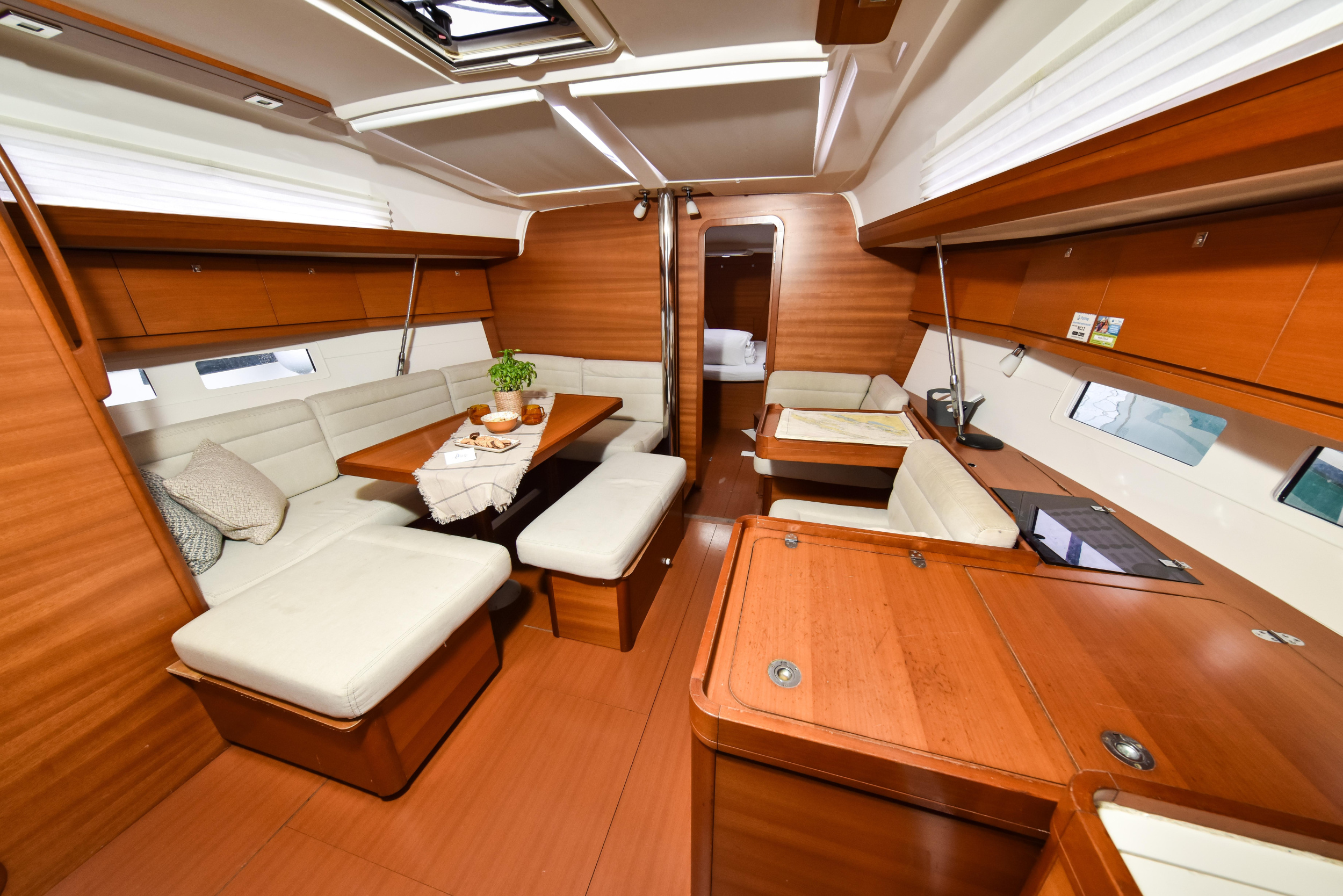 Dufour 410 GL — photo 45