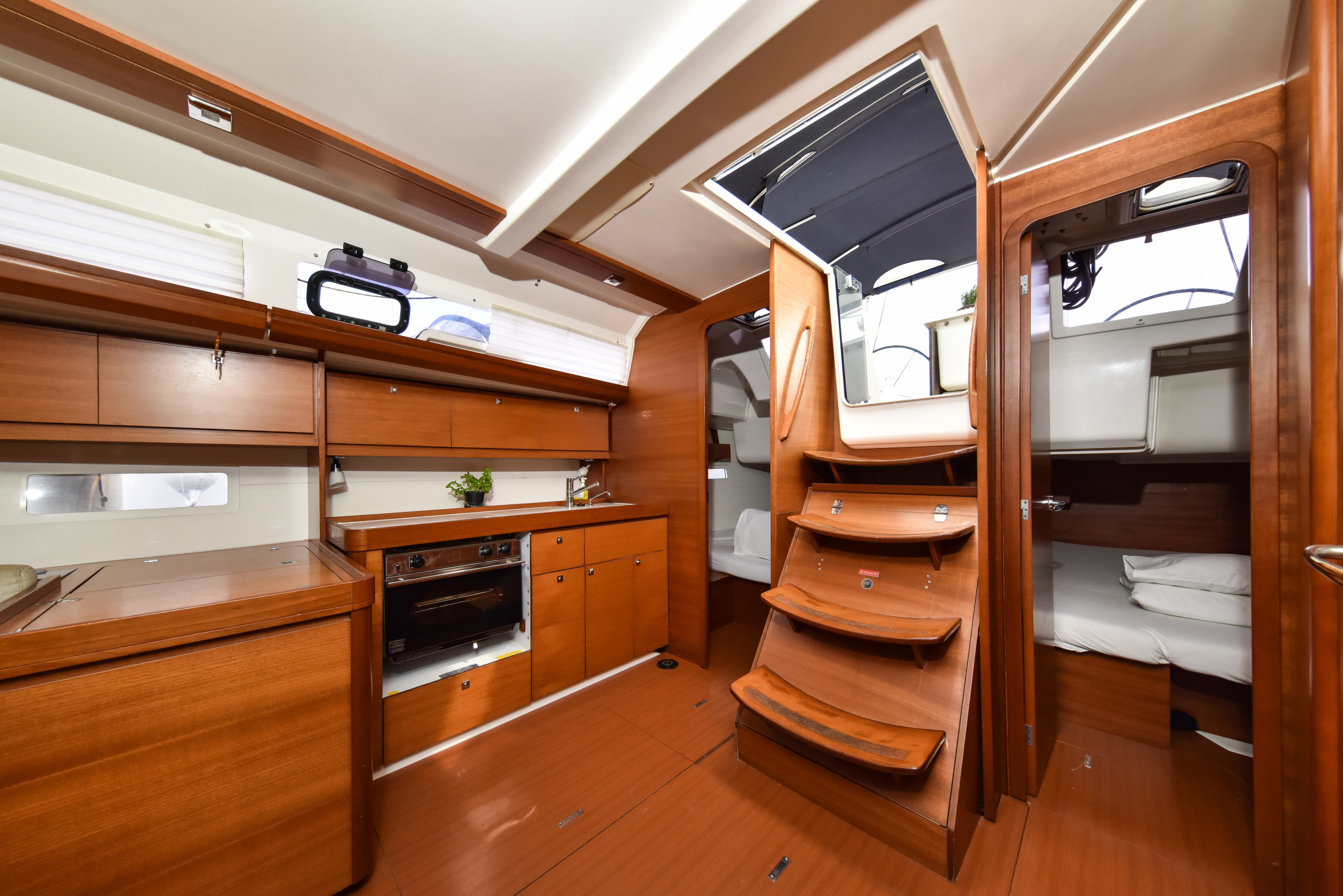 Dufour 410 GL — photo 17