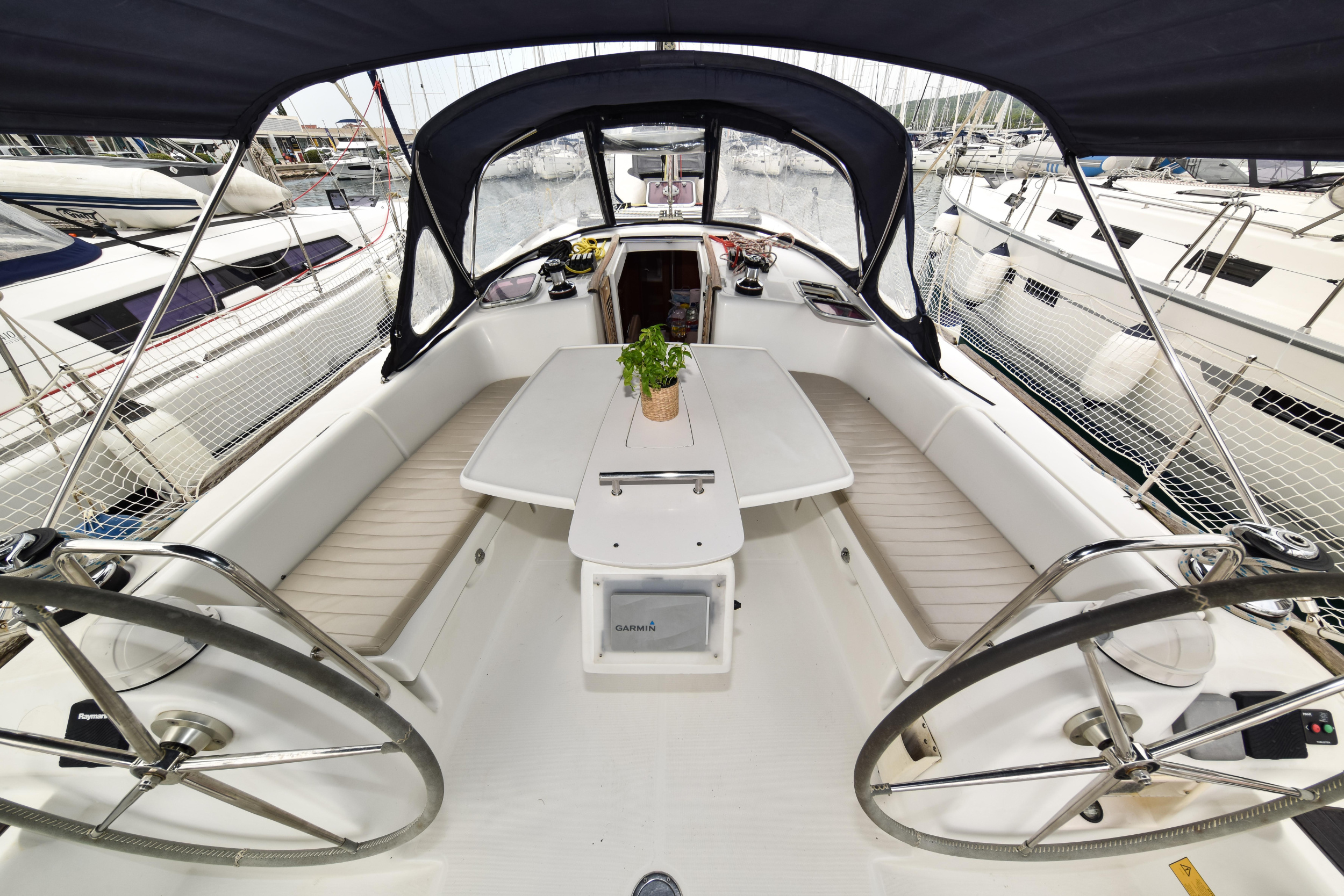 Oceanis 43 — photo 12