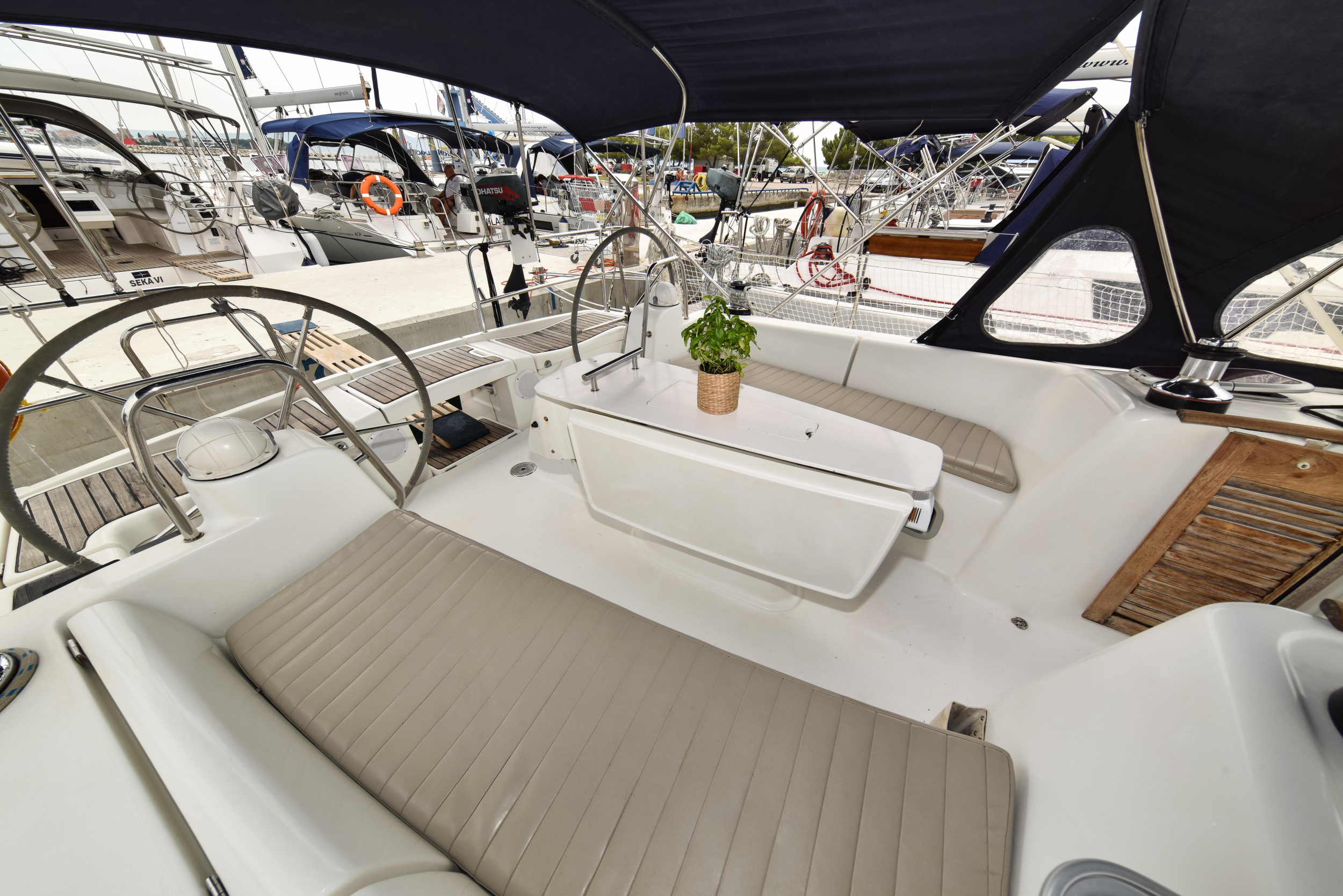 Oceanis 43 — photo 31