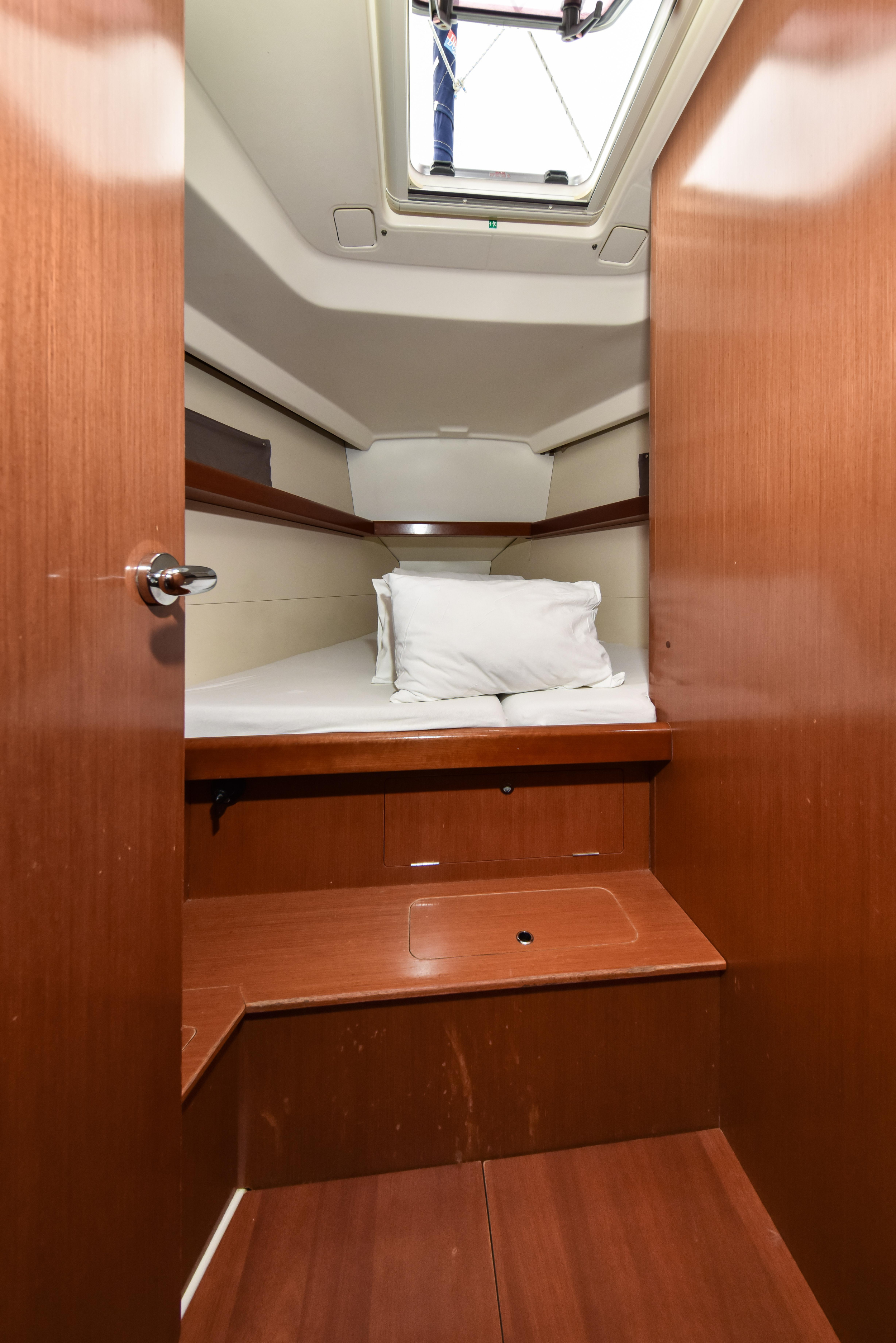 Oceanis 43 — photo 43