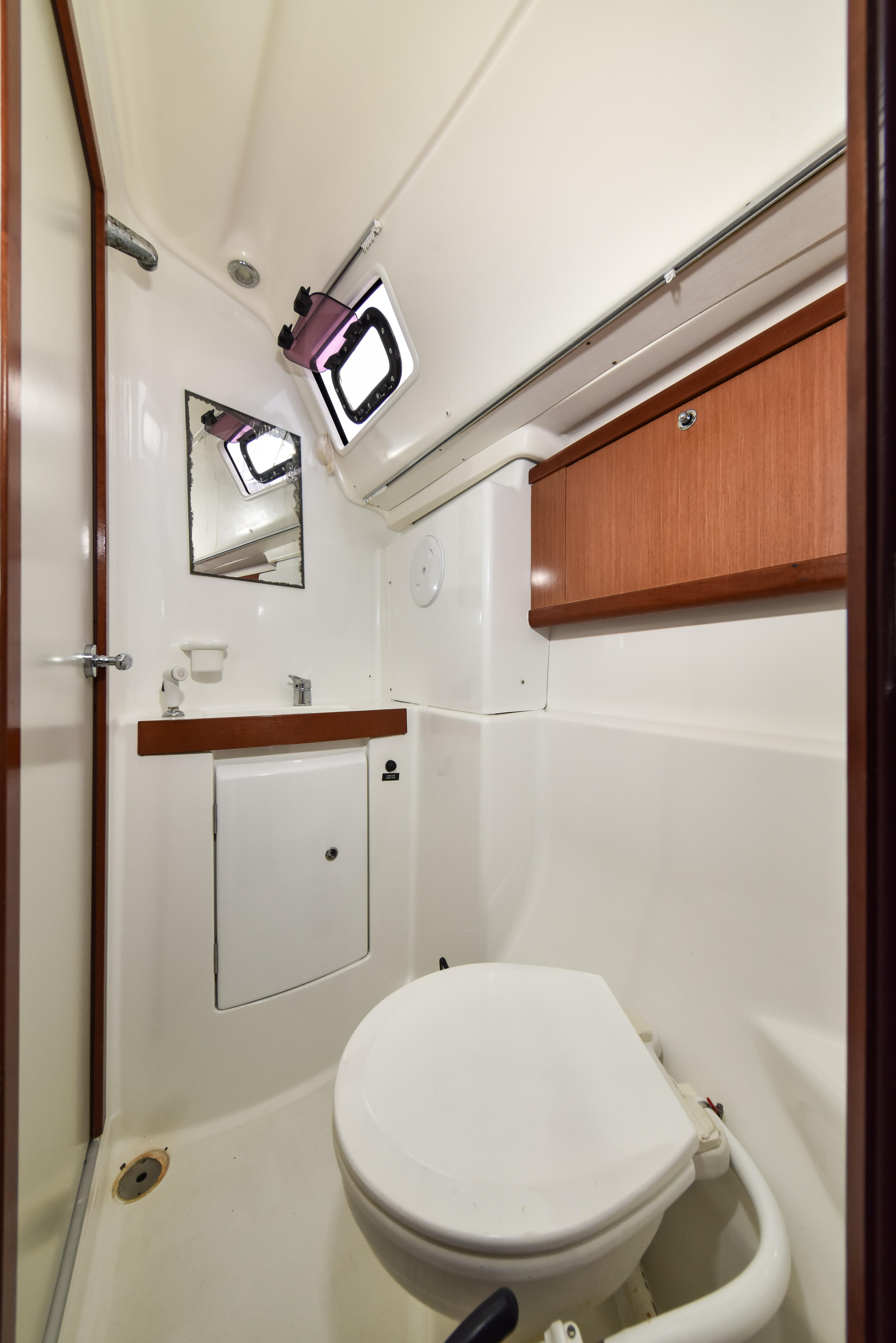Oceanis 43 — photo 41